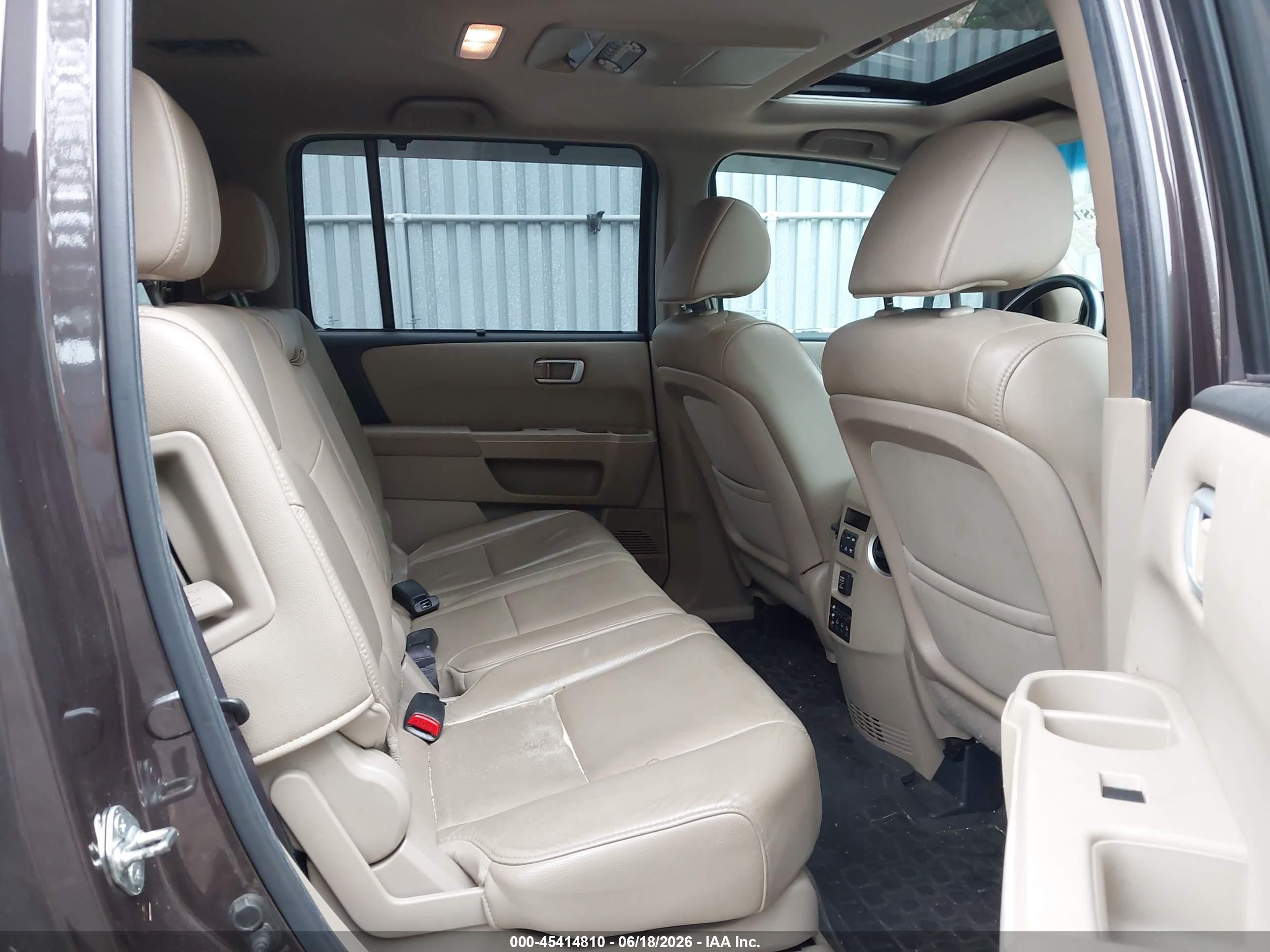 2012 Honda Pilot Touring Gray vin: 5FNYF4H90CB071779