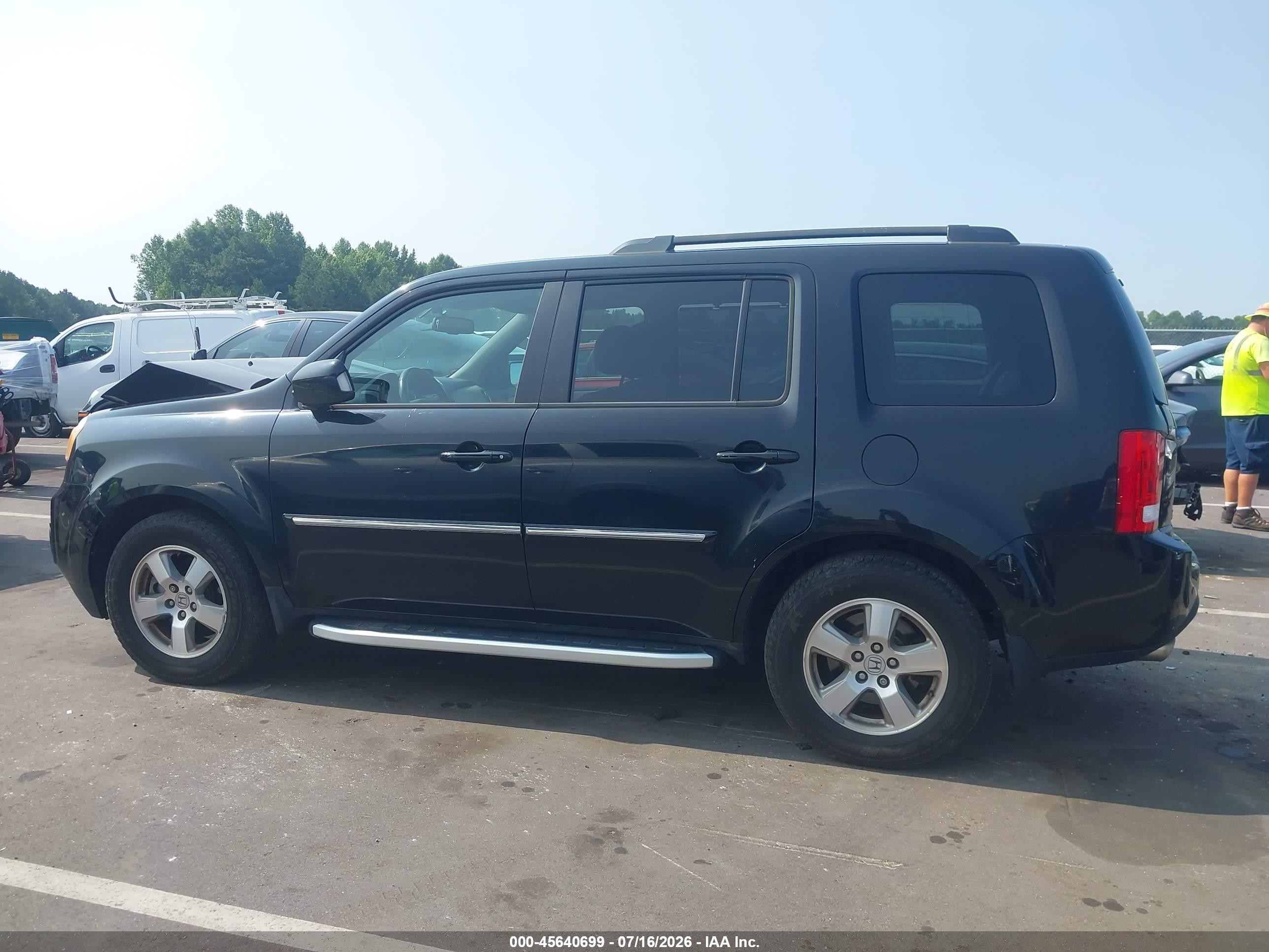 2013 Honda Pilot Touring Black vin: 5FNYF4H90DB008876