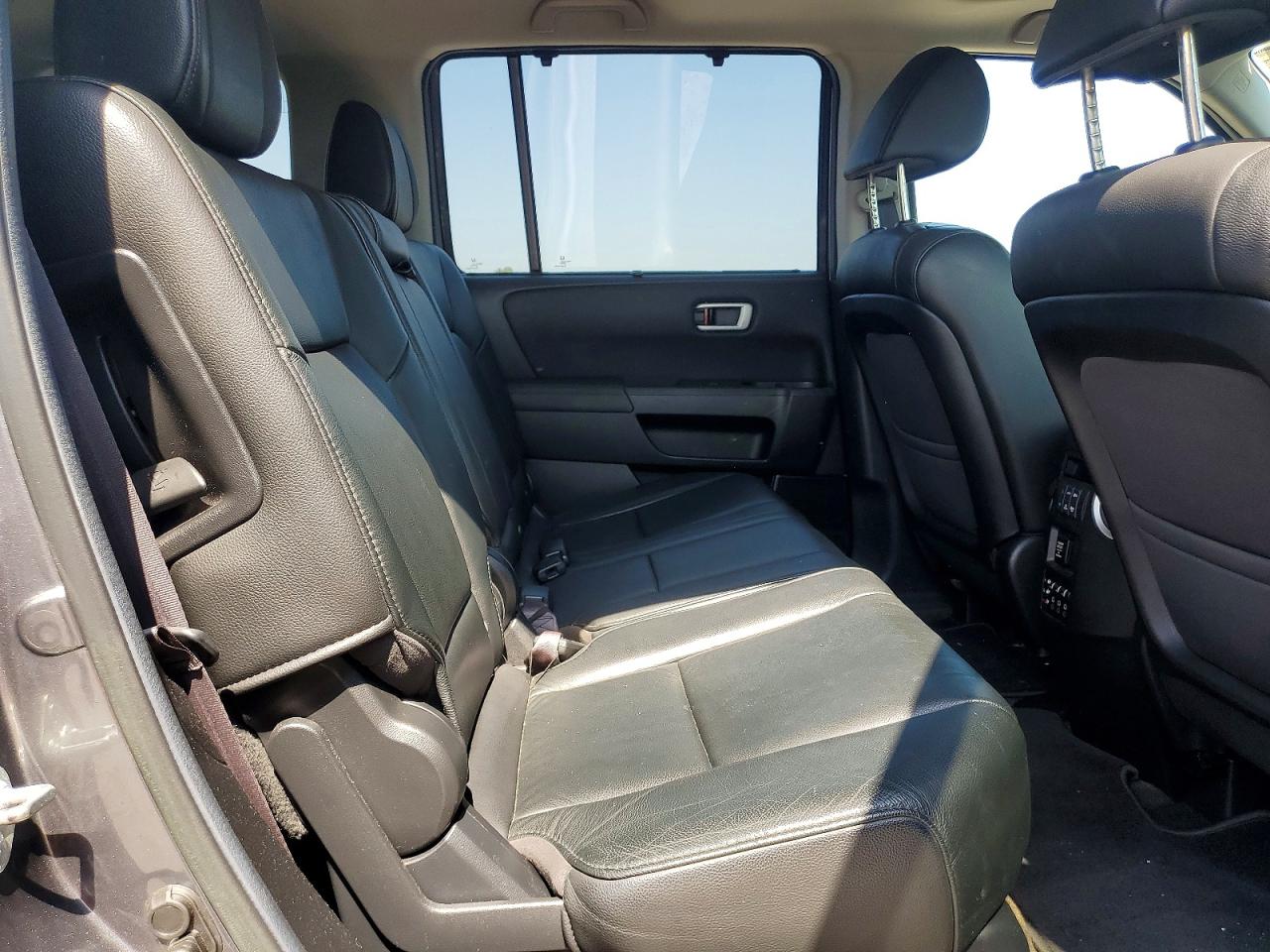 2013 Honda Pilot Touring Gray vin: 5FNYF4H90DB051856