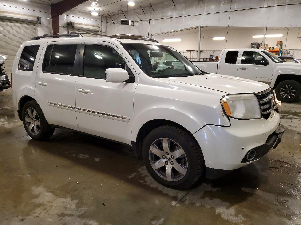 2013 Honda Pilot Touring White vin: 5FNYF4H90DB067989