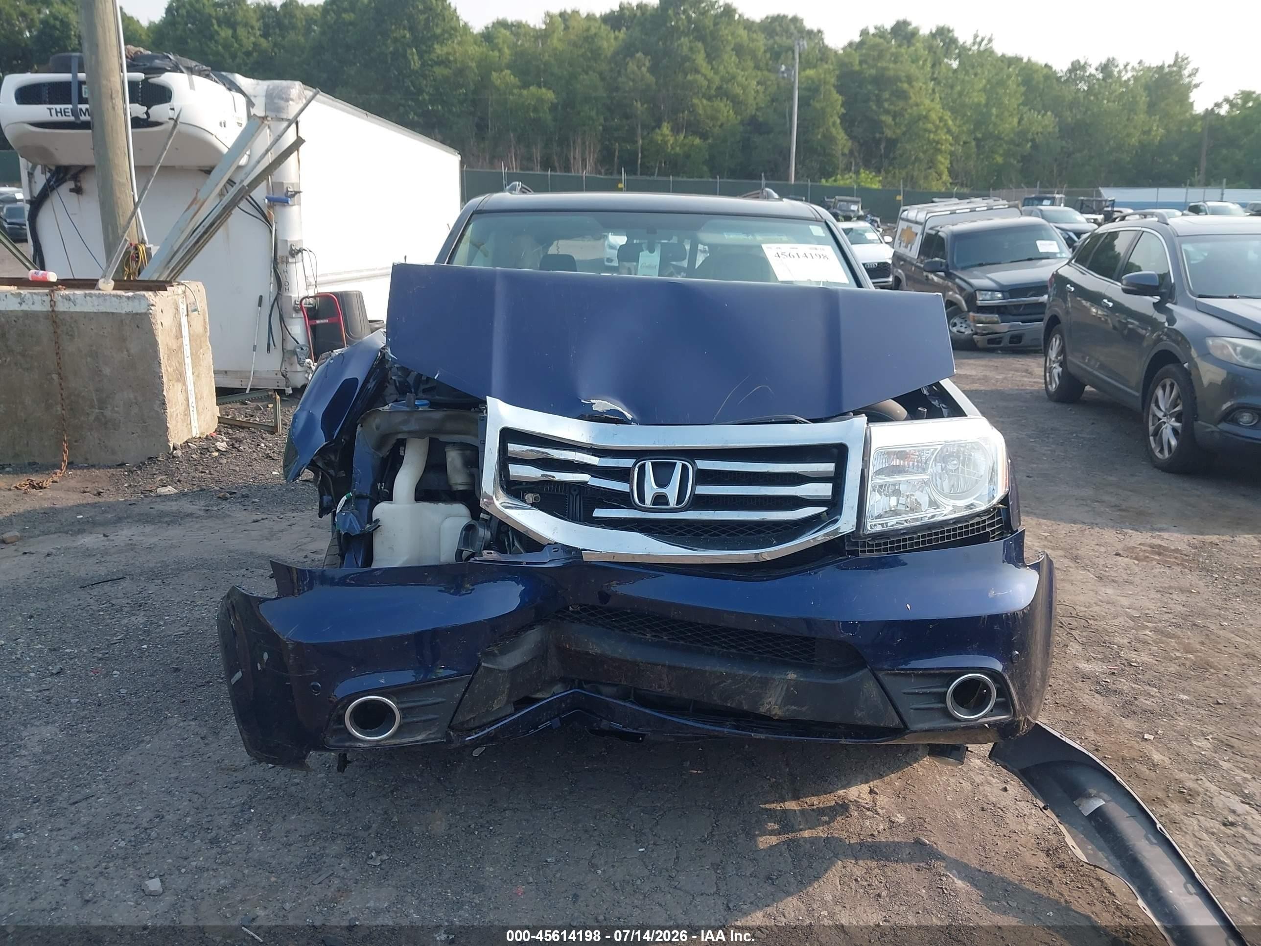 2013 Honda Pilot Touring Blue vin: 5FNYF4H90DB077650