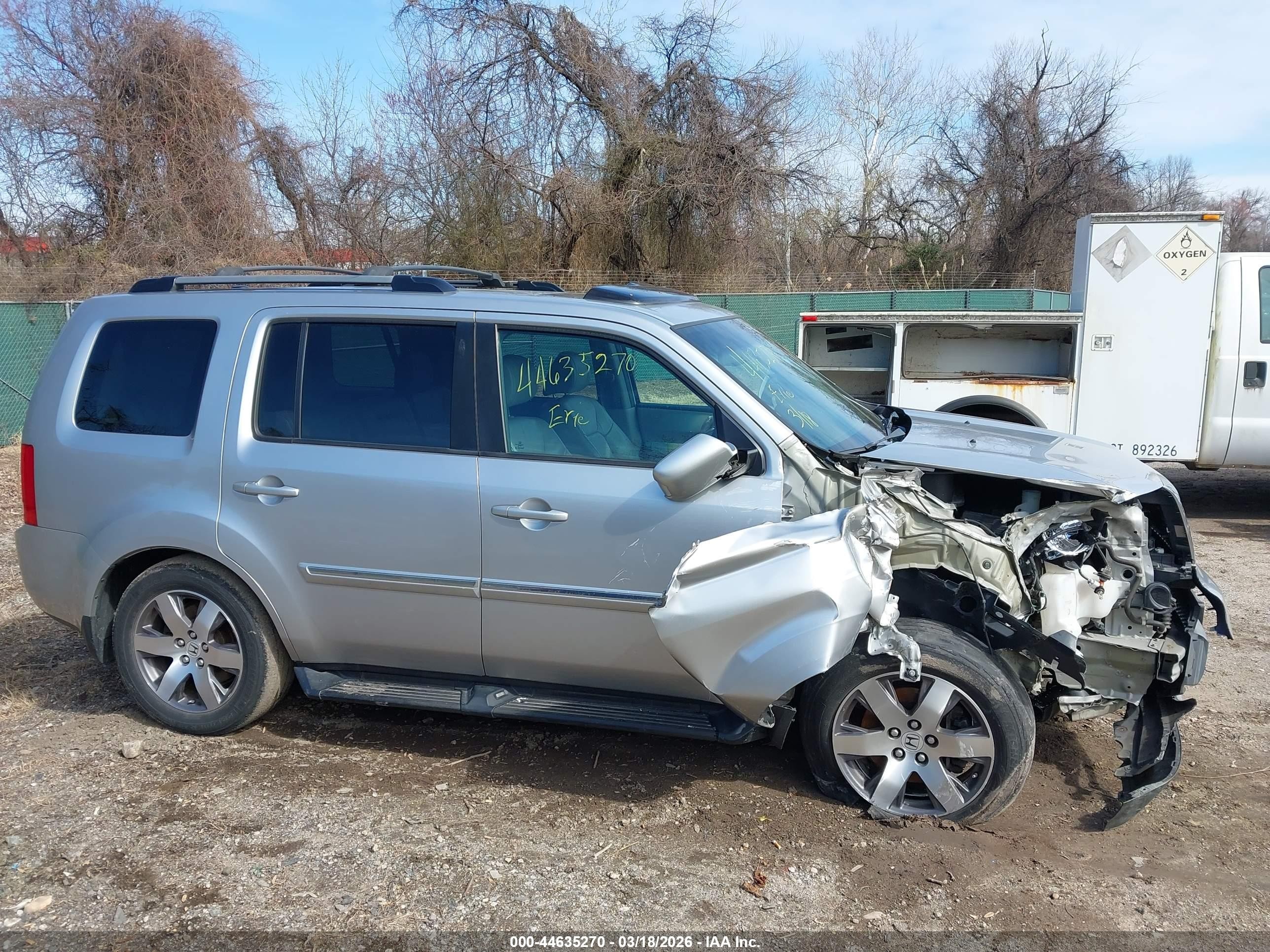 2014 Honda Pilot Touring Silver vin: 5FNYF4H90EB038543