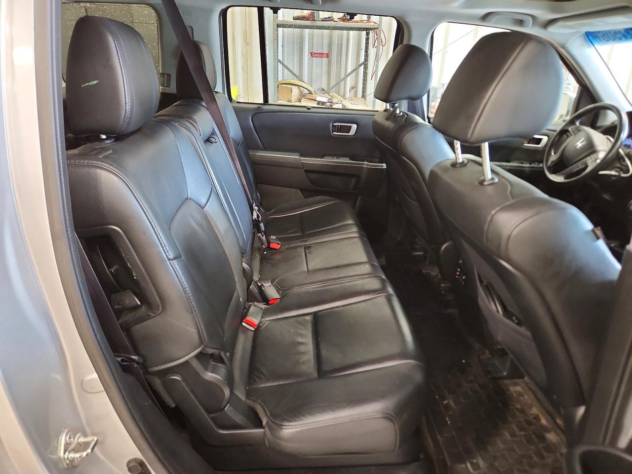 2015 Honda Pilot Touring Silver vin: 5FNYF4H90FB001154