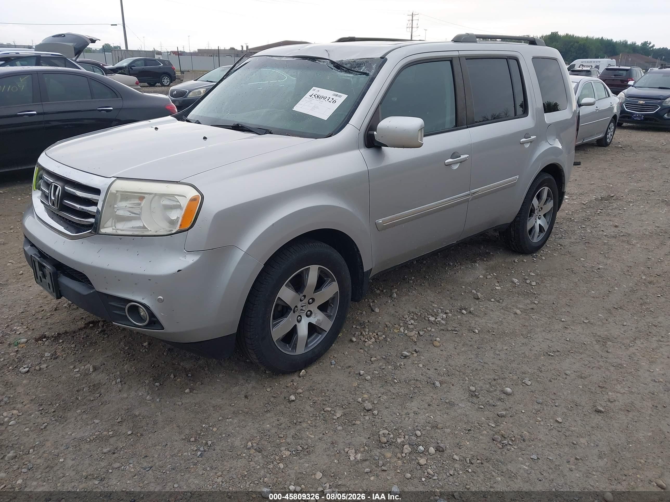2015 Honda Pilot Touring Серебряный vin: 5FNYF4H90FB016222