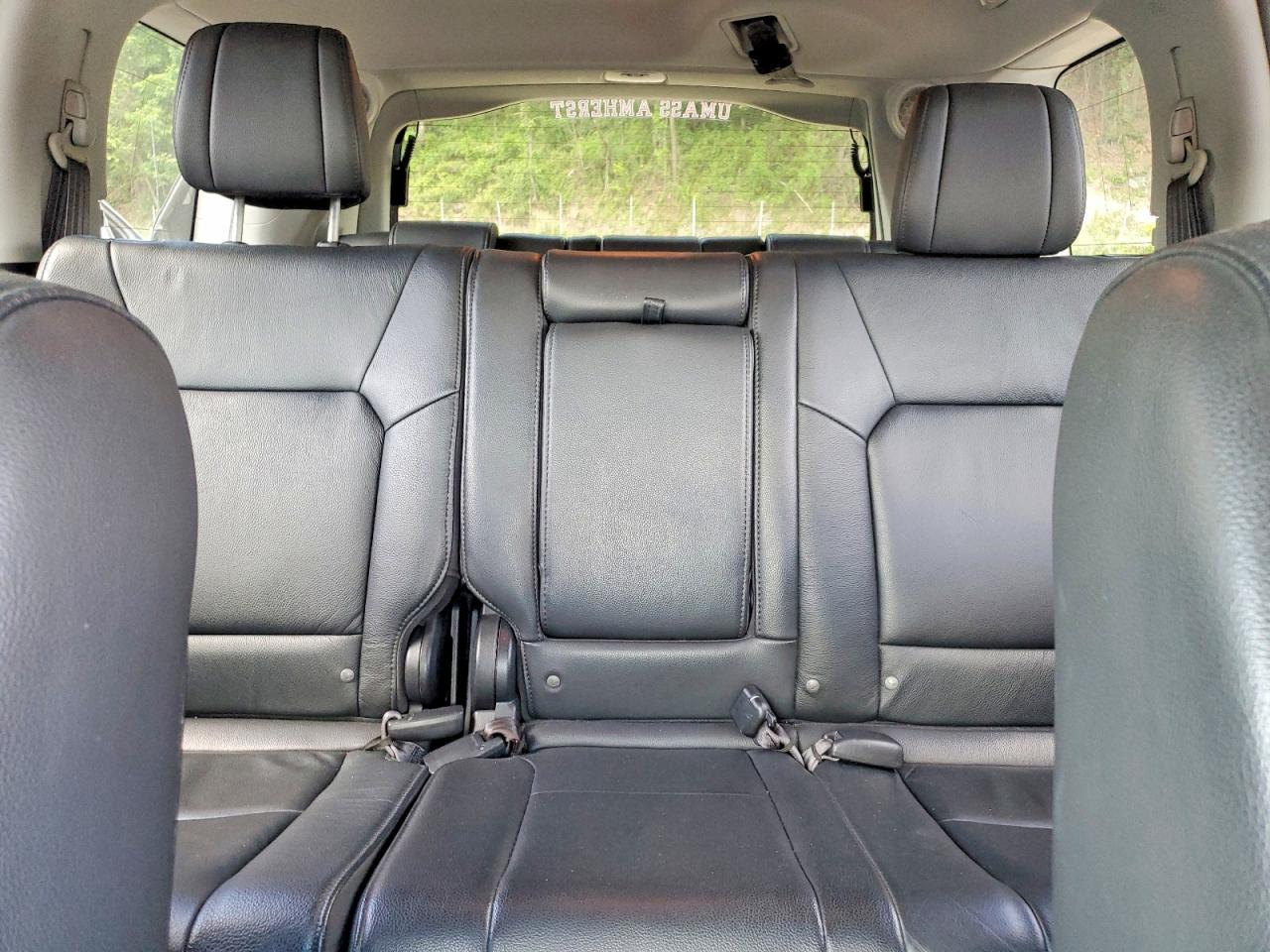 2015 Honda Pilot Touring White vin: 5FNYF4H90FB023249