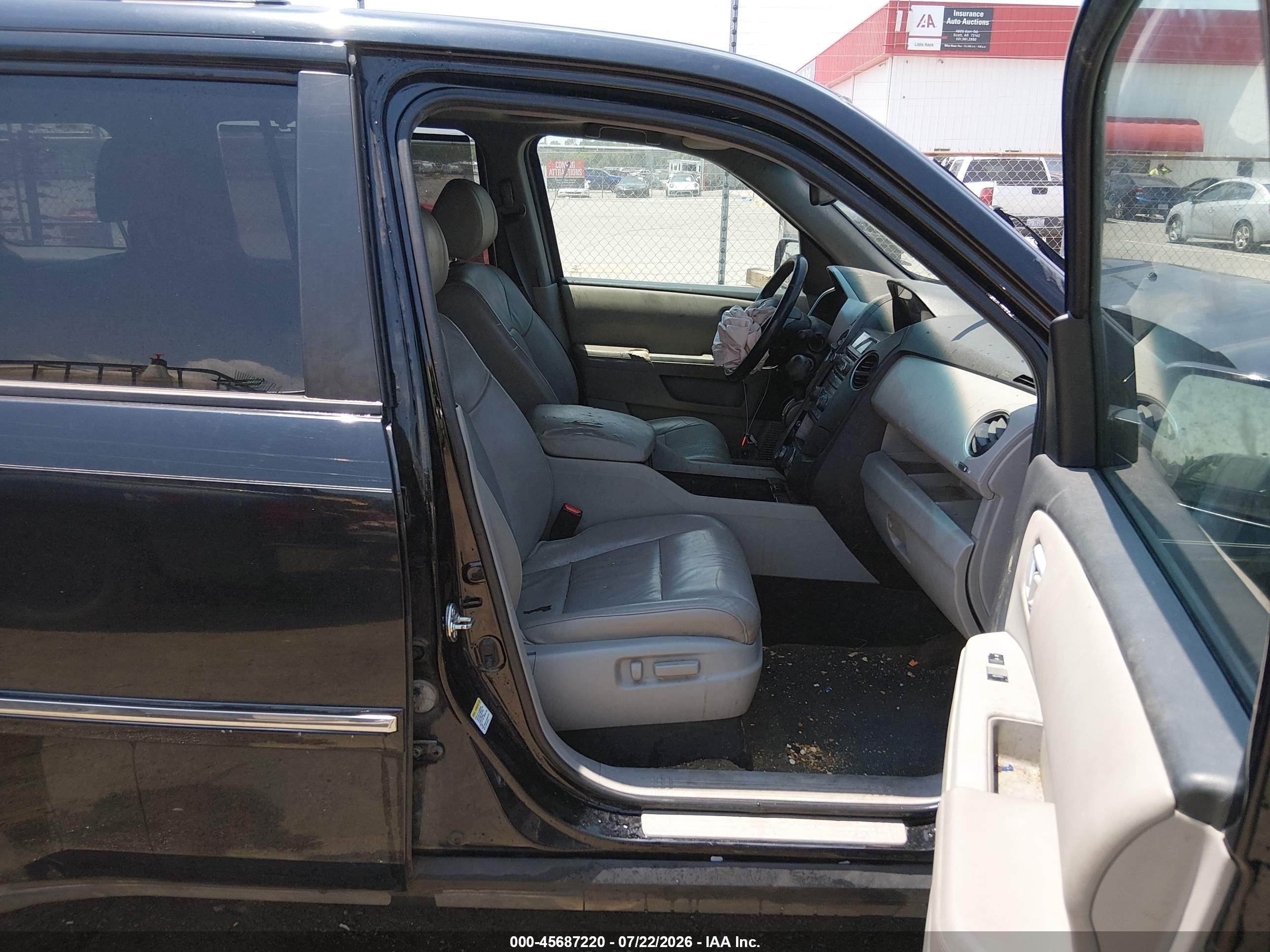 2015 Honda Pilot Touring Black vin: 5FNYF4H90FB039645