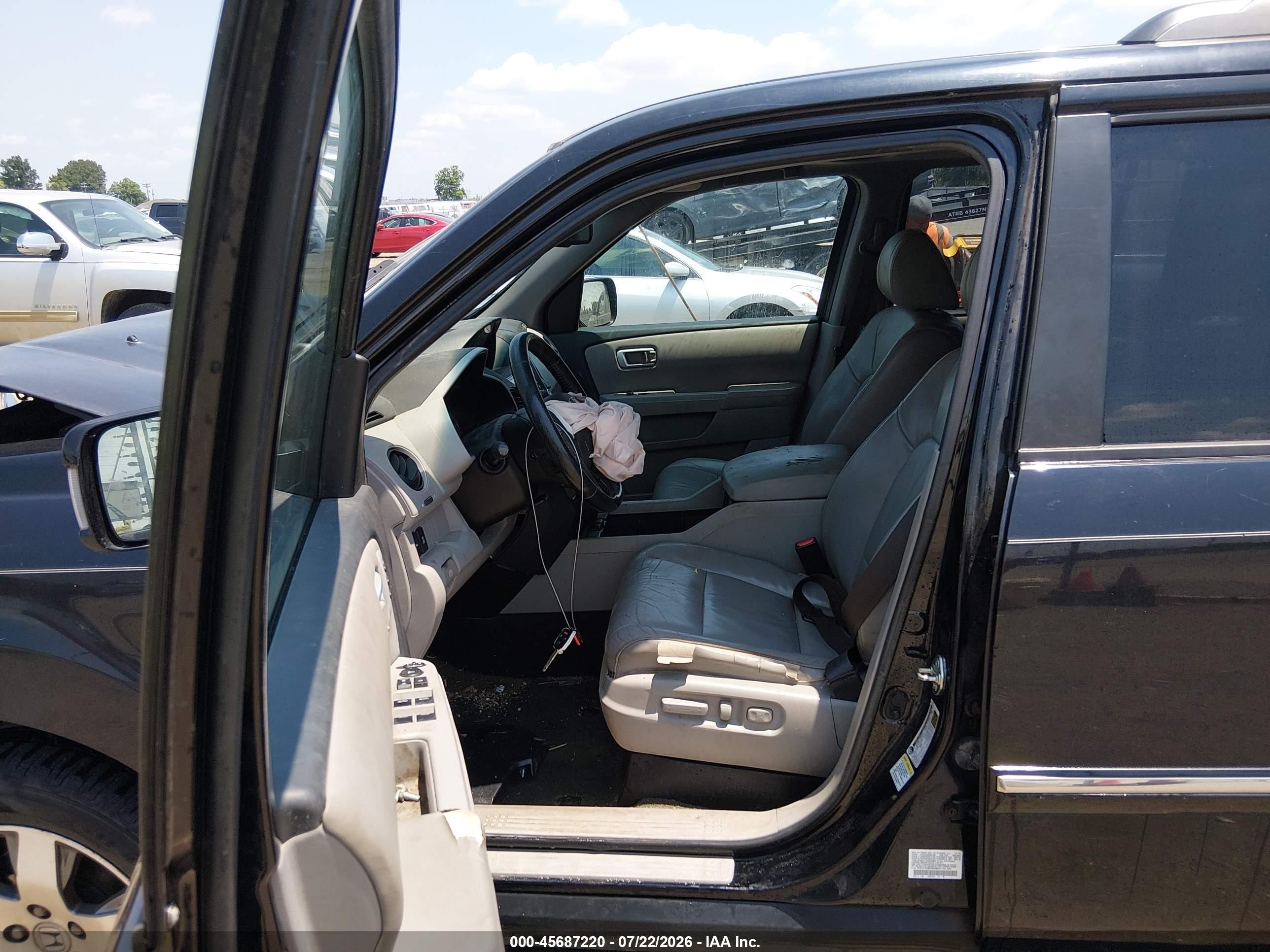 2015 Honda Pilot Touring Black vin: 5FNYF4H90FB039645