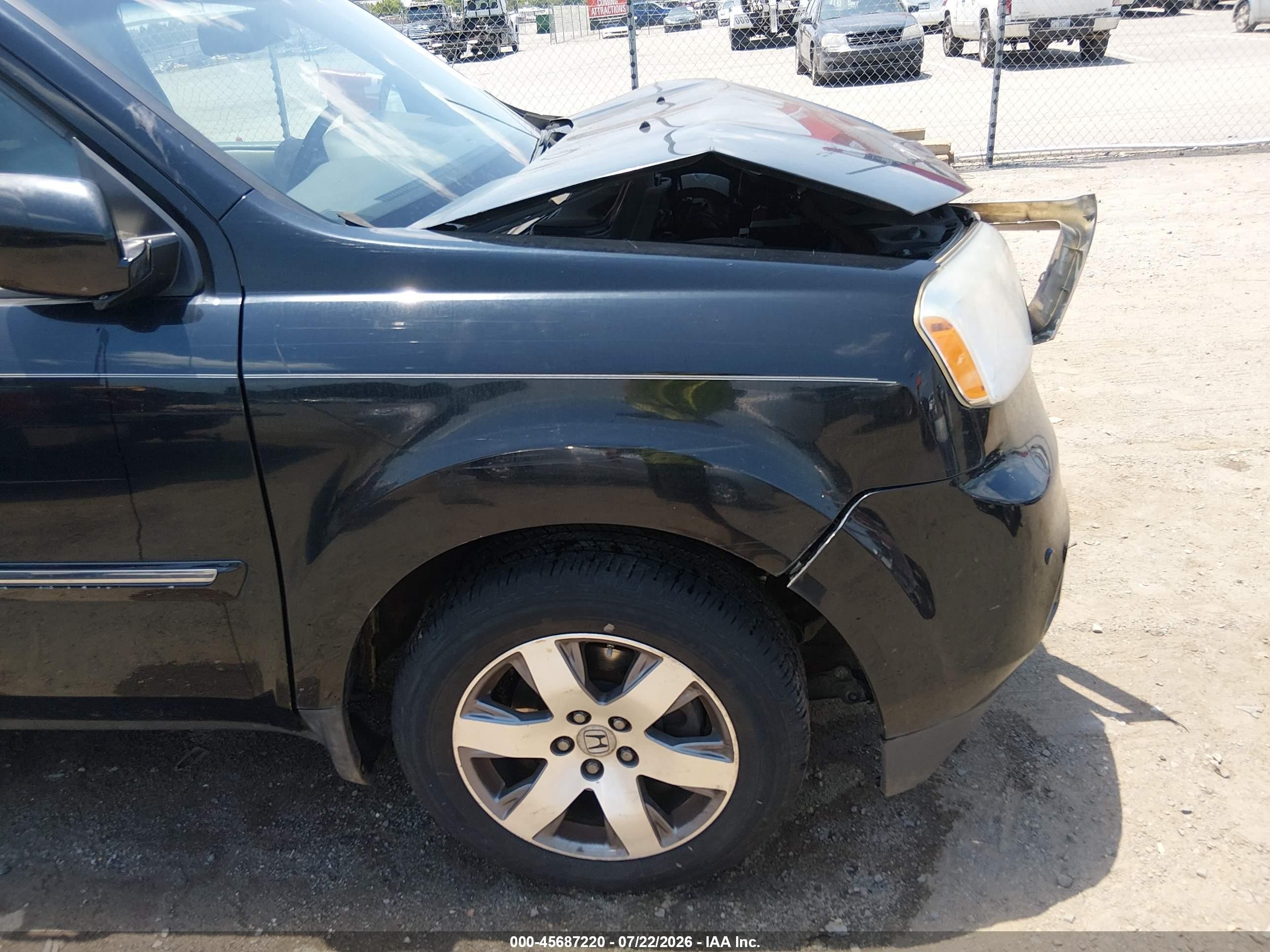 2015 Honda Pilot Touring Black vin: 5FNYF4H90FB039645