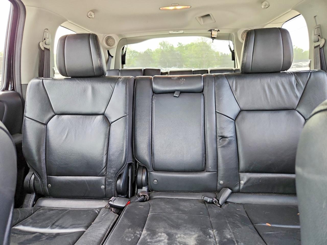 2015 Honda Pilot Touring Black vin: 5FNYF4H90FB058924
