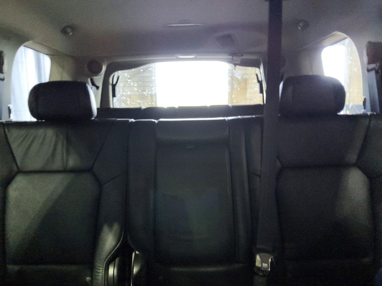 2010 Honda Pilot Touring Black vin: 5FNYF4H91AB502272