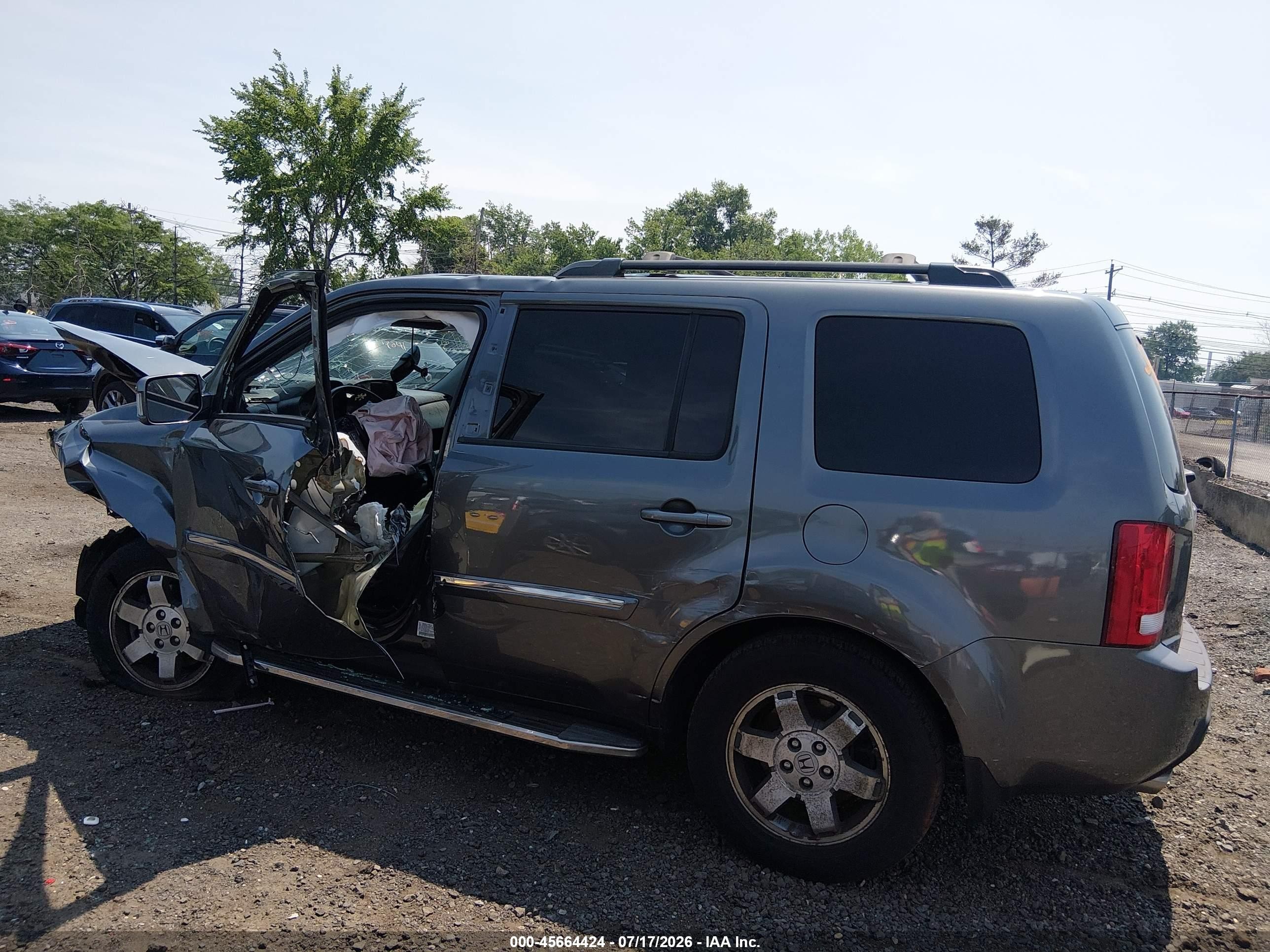 2011 Honda Pilot Touring Серый vin: 5FNYF4H91BB012609