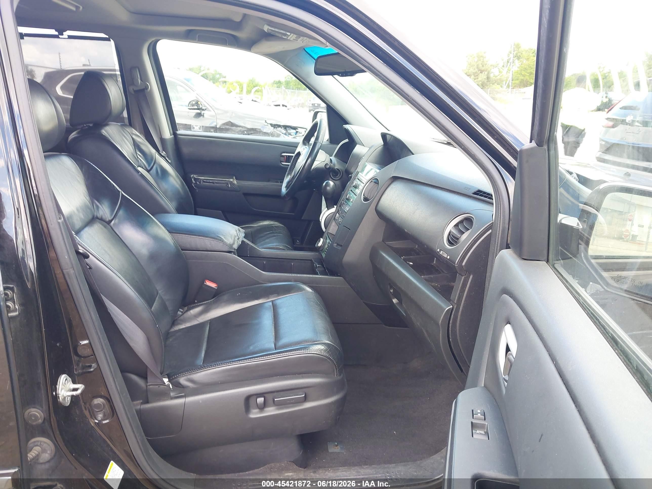 2011 Honda Pilot Touring Черный vin: 5FNYF4H91BB056965