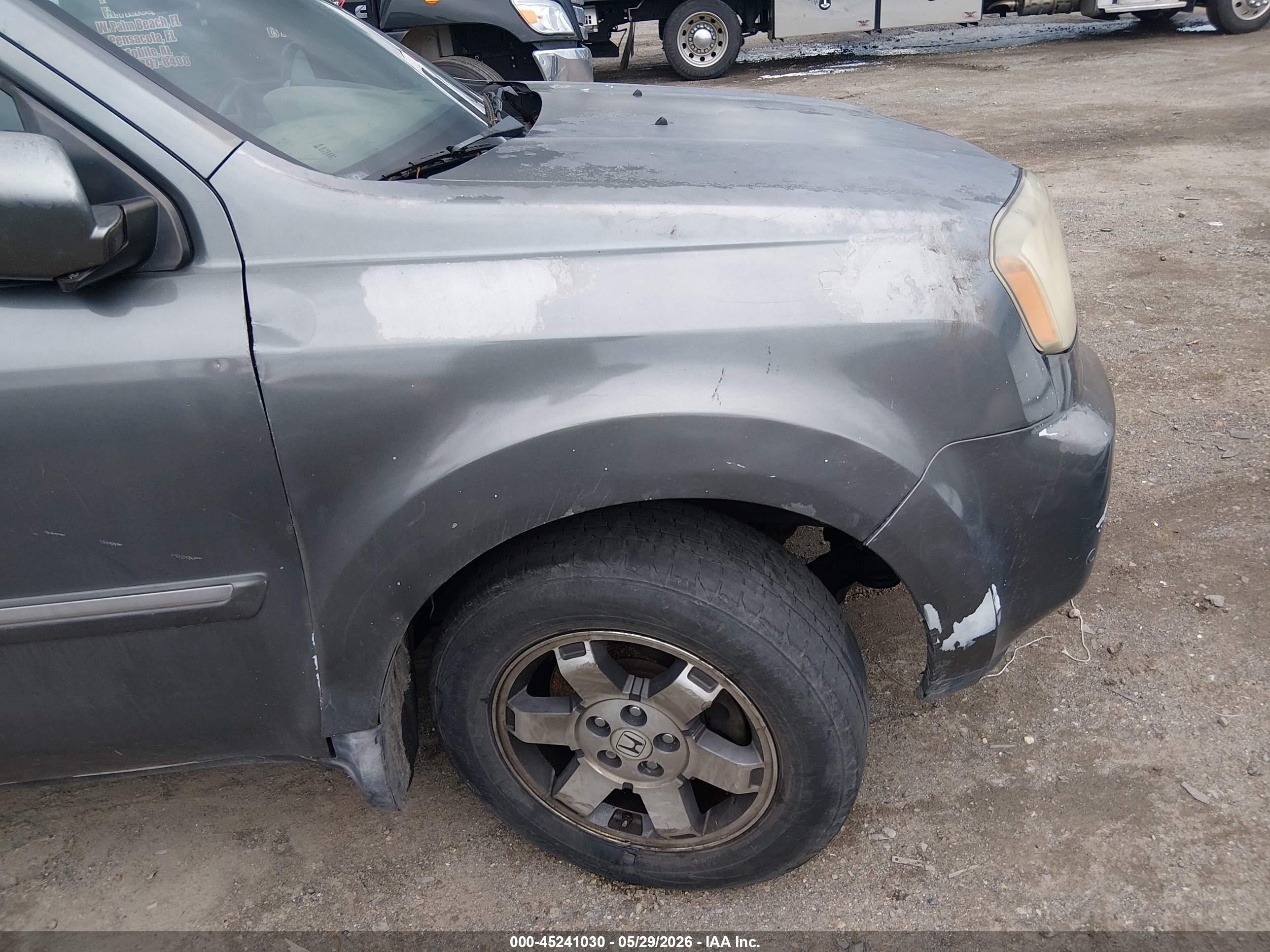 2011 Honda Pilot Touring Gray vin: 5FNYF4H91BB070218