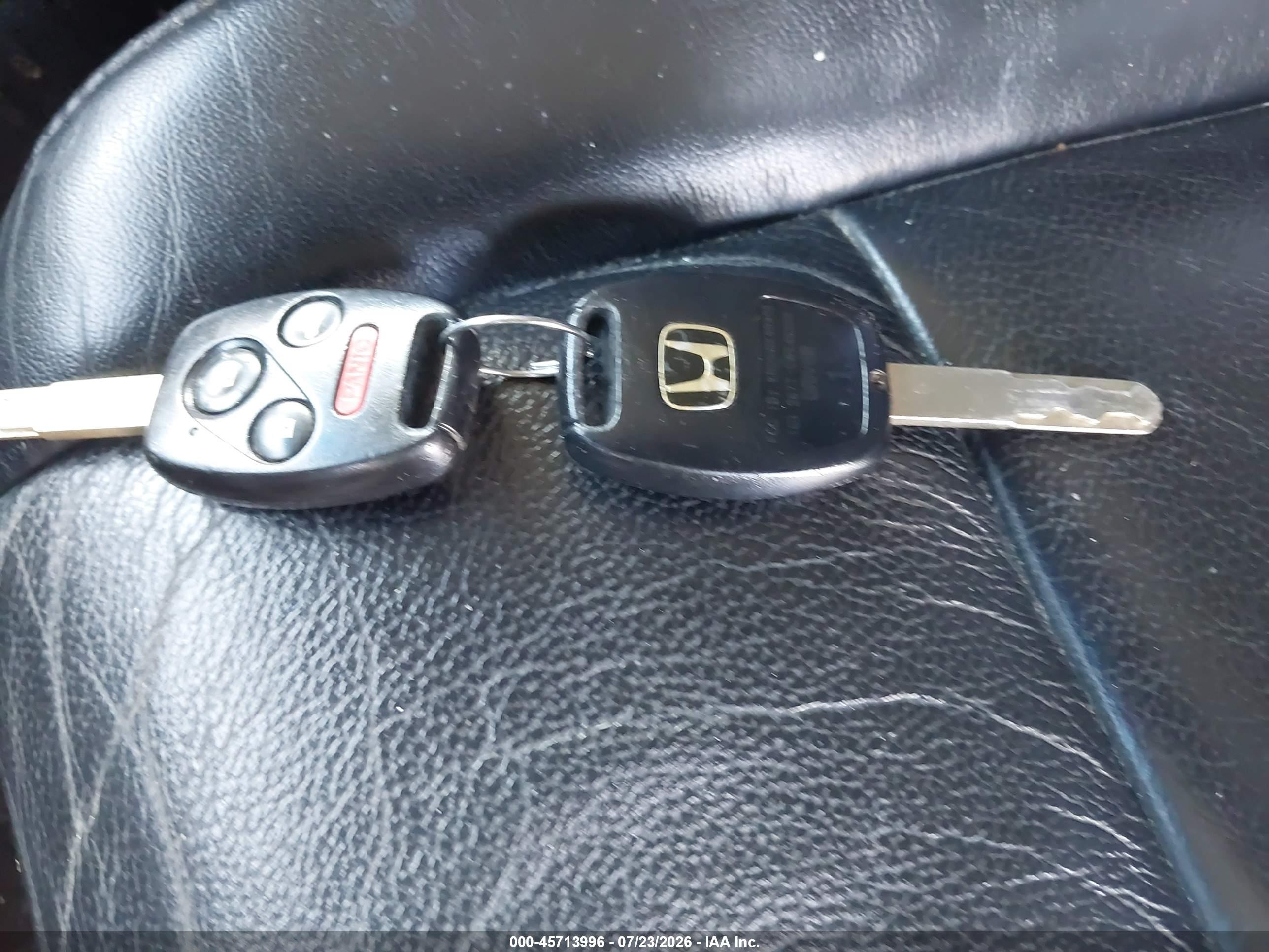 2011 Honda Pilot Touring Silver vin: 5FNYF4H91BB075354