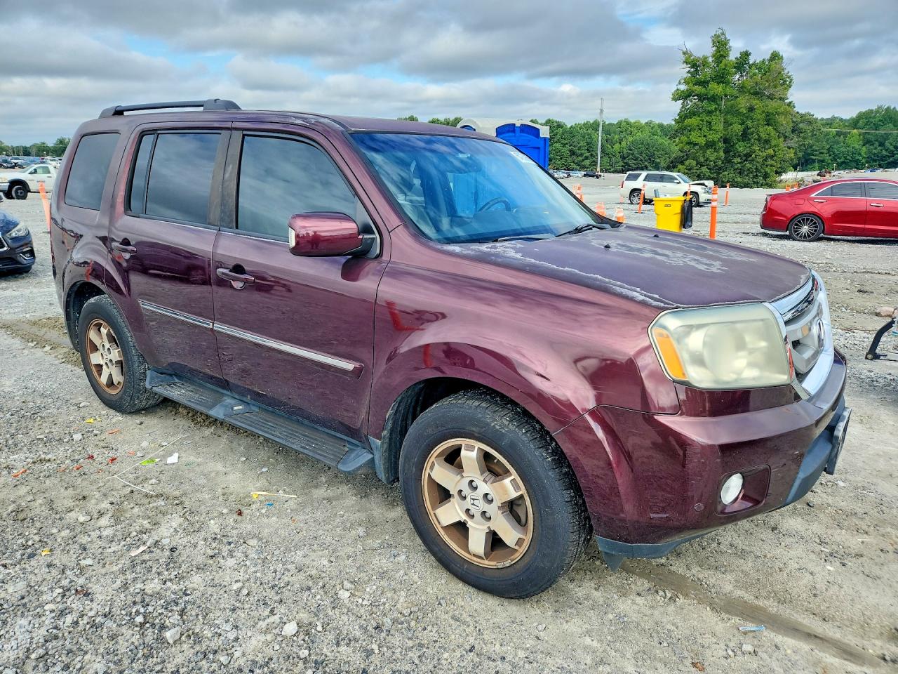 2011 Honda Pilot Touring Burgundy vin: 5FNYF4H91BB095751