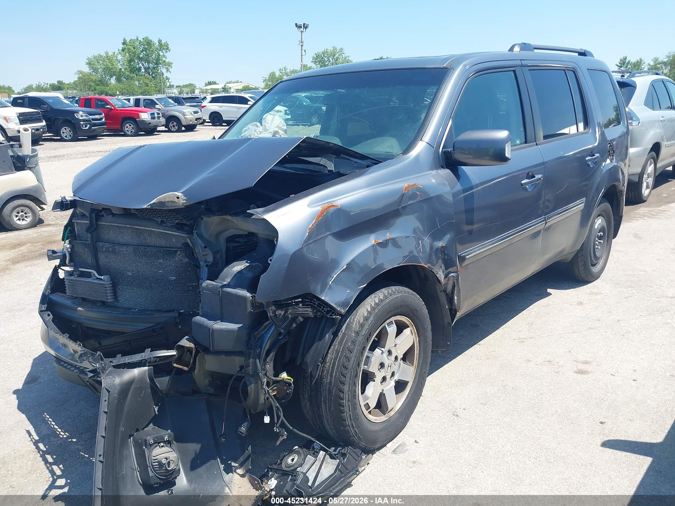 2011 Honda Pilot Touring Gray vin: 5FNYF4H91BB100818