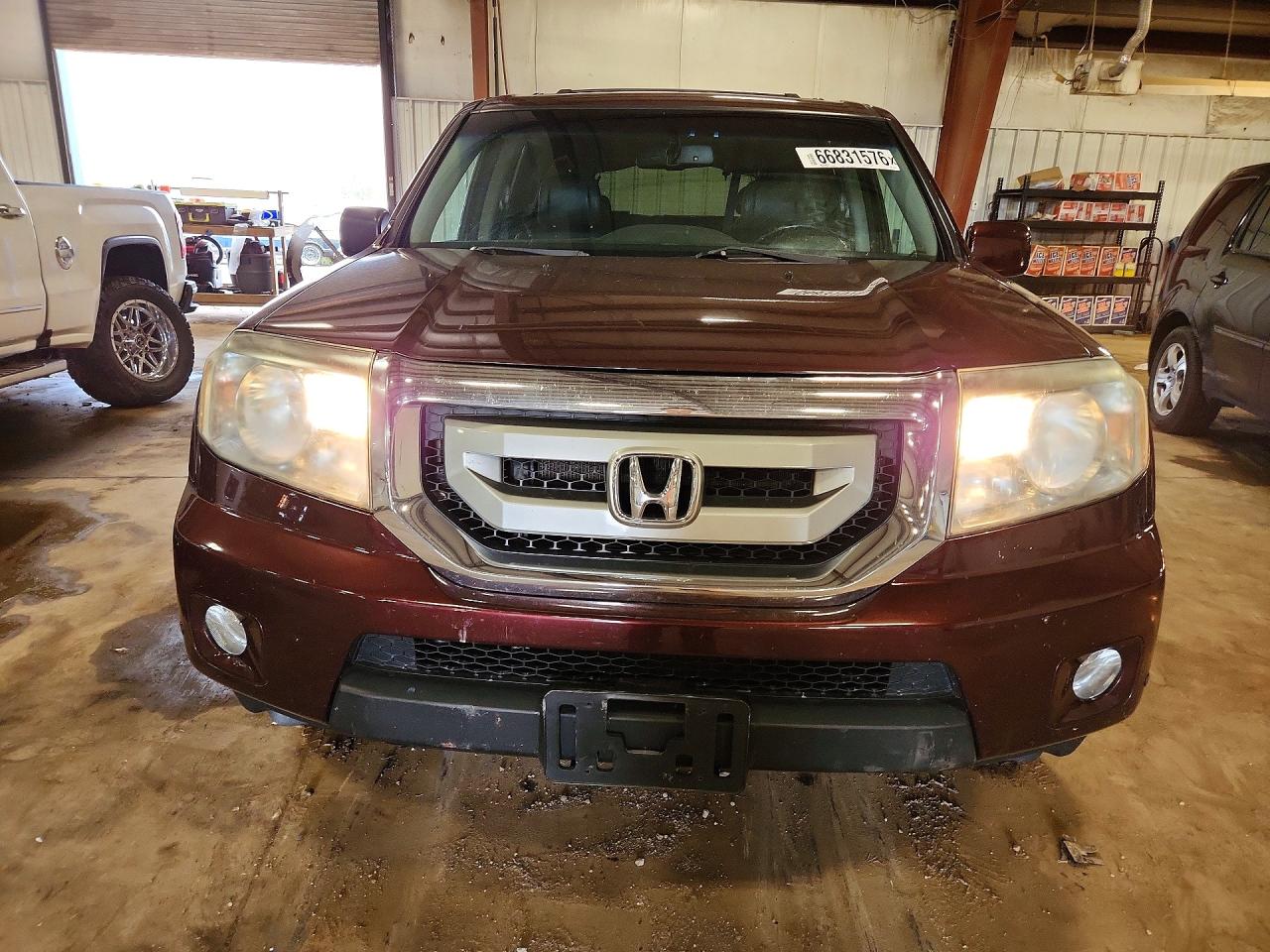 2011 Honda Pilot Touring Темно-бордовый vin: 5FNYF4H91BB506341