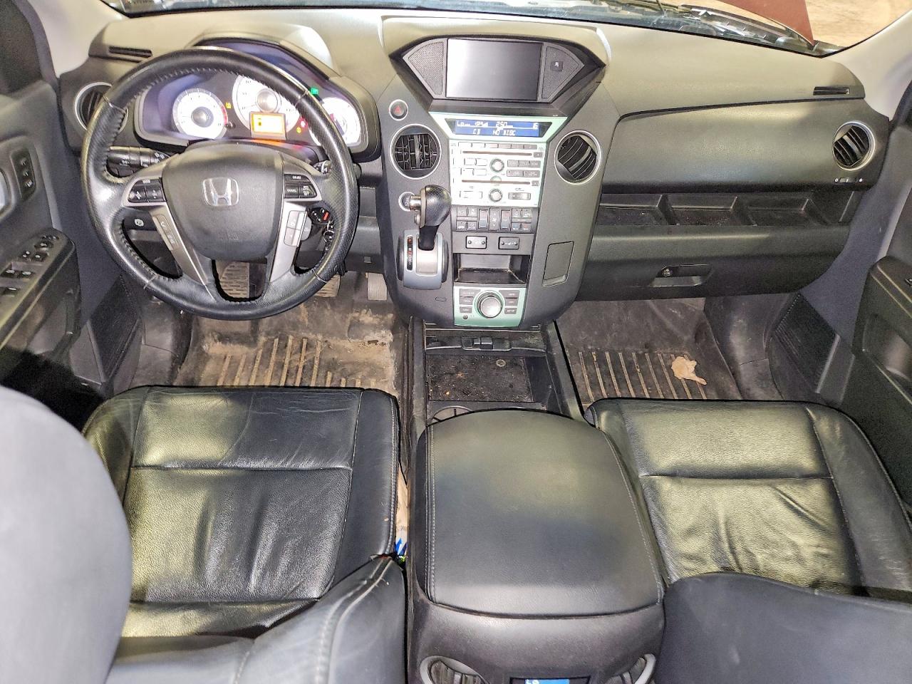 2011 Honda Pilot Touring Темно-бордовый vin: 5FNYF4H91BB506341