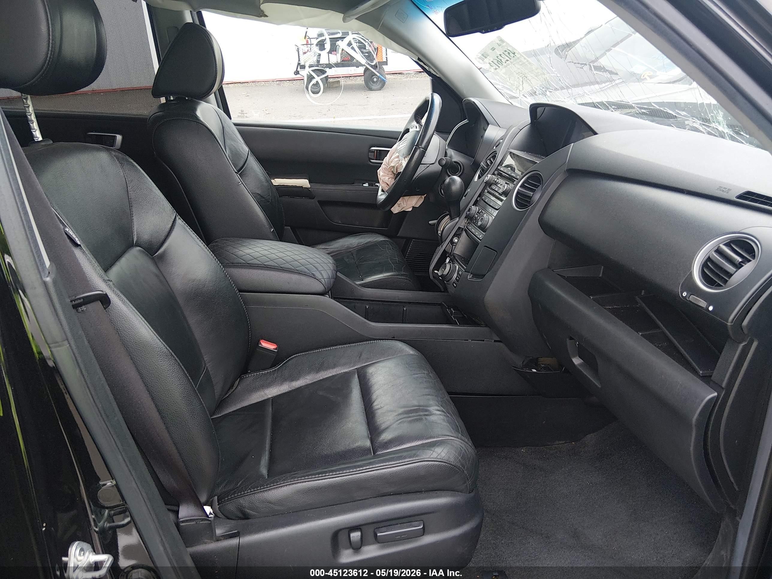 2012 Honda Pilot Touring Black vin: 5FNYF4H91CB030061