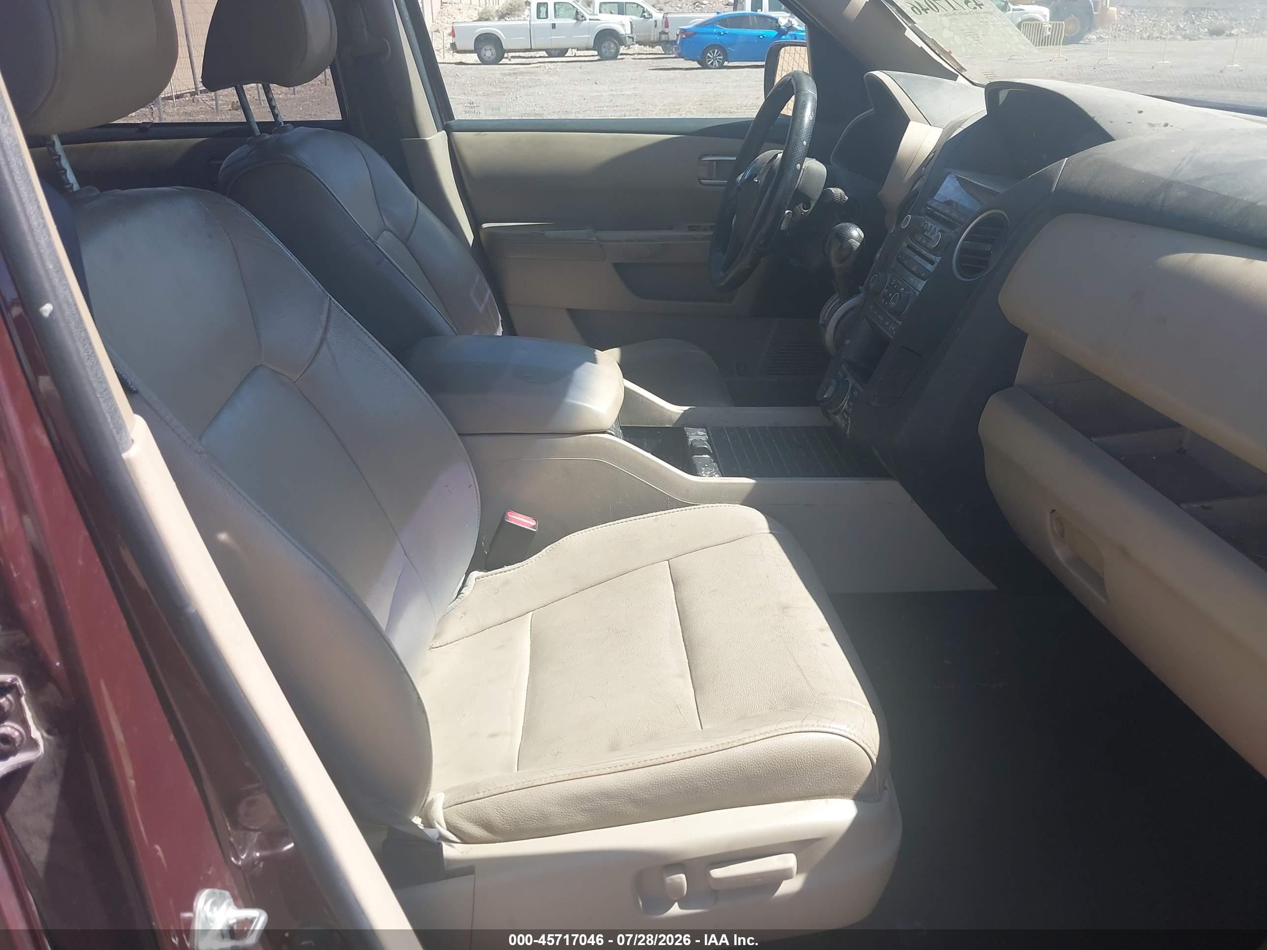 2012 Honda Pilot Touring Red vin: 5FNYF4H91CB031629
