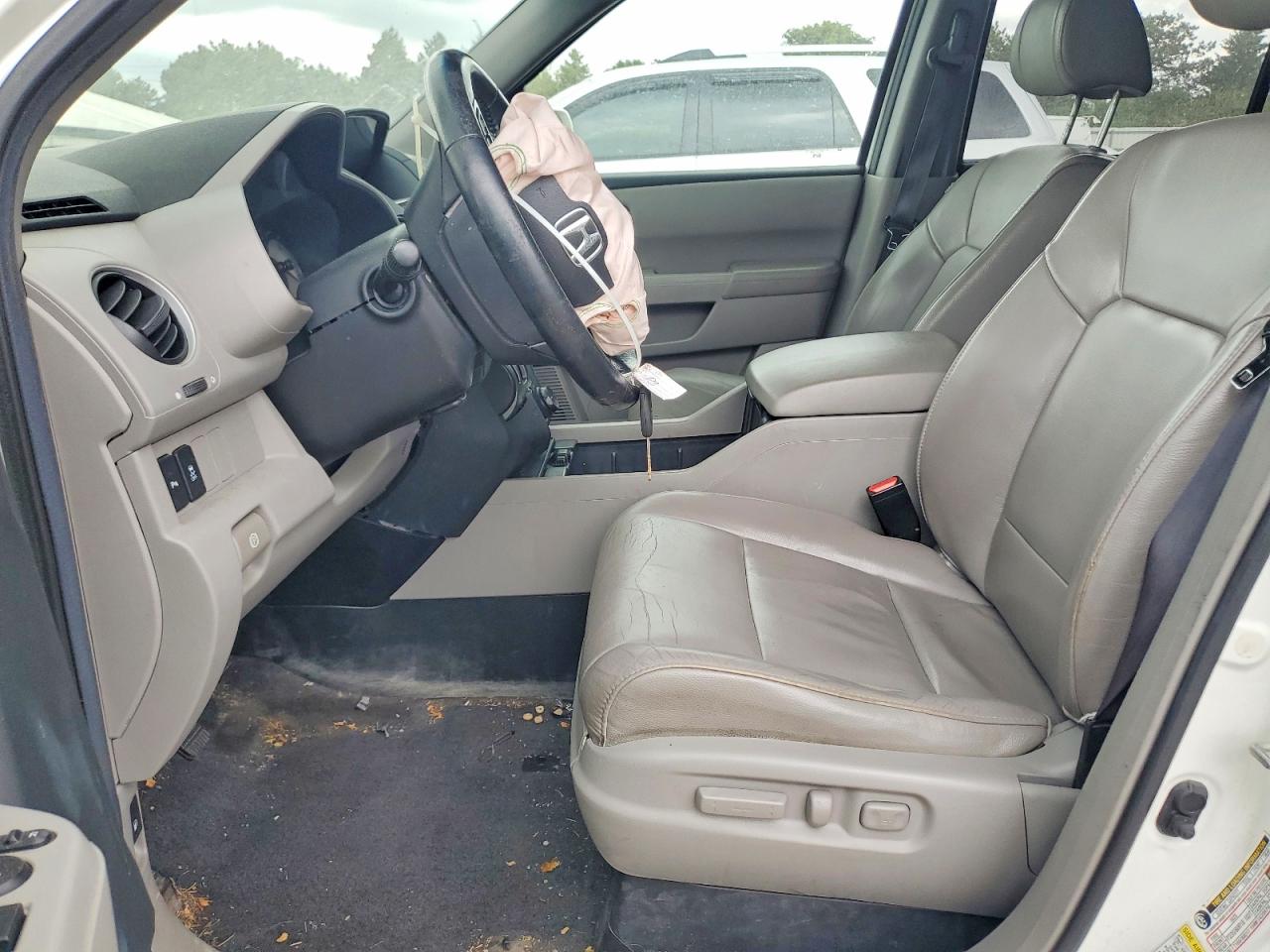 2012 Honda Pilot Touring Белый vin: 5FNYF4H91CB061374