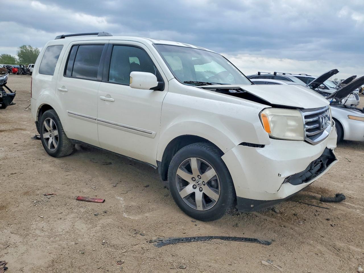 2012 Honda Pilot Touring Белый vin: 5FNYF4H91CB061374
