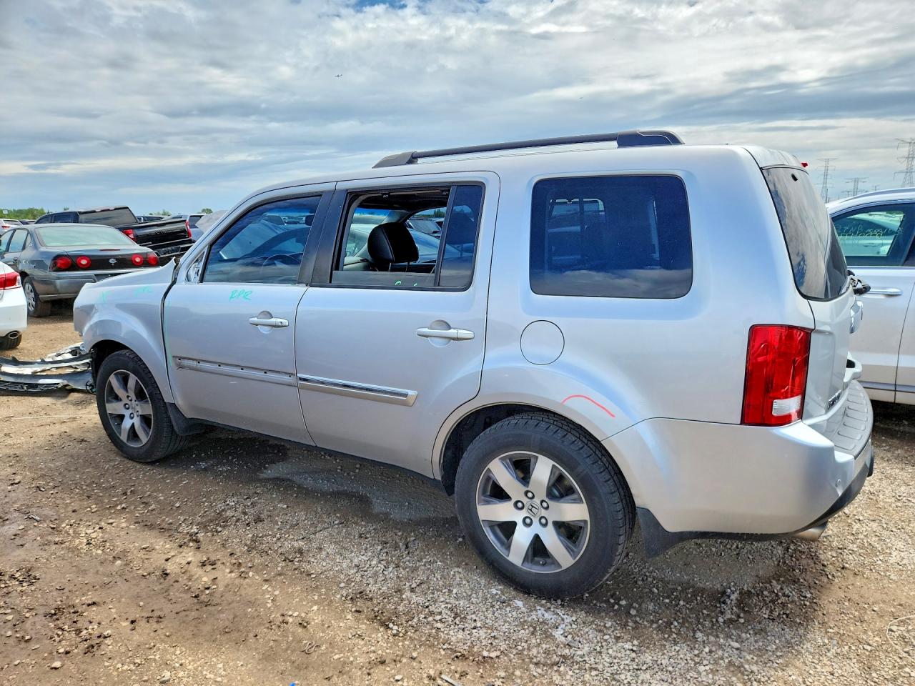 2012 Honda Pilot Touring Серебряный vin: 5FNYF4H91CB066817