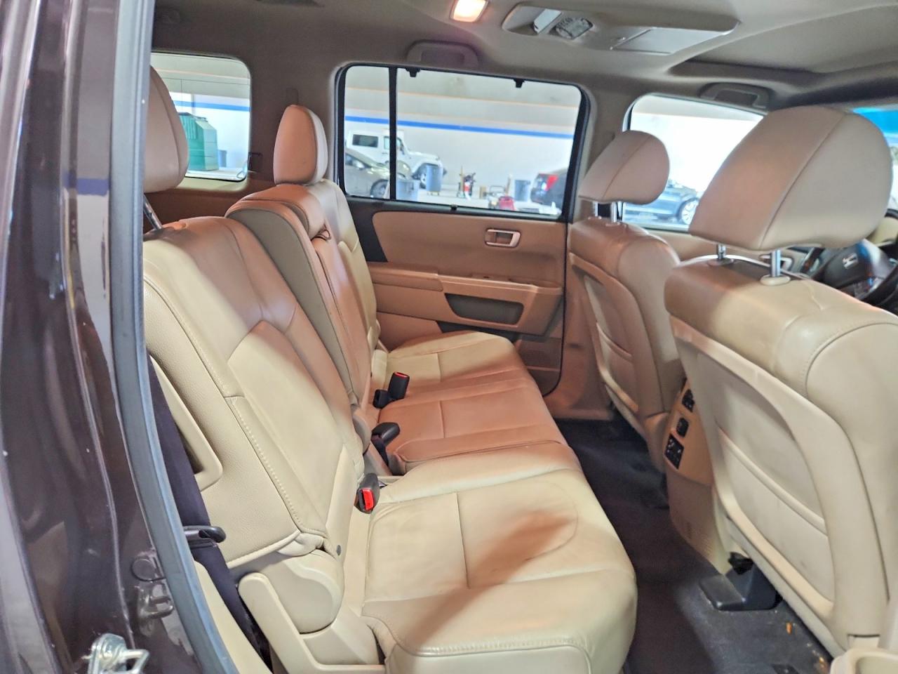 2012 Honda Pilot Touring Gray vin: 5FNYF4H91CB069989