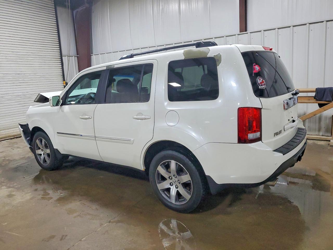 2013 Honda Pilot Touring White vin: 5FNYF4H91DB001872