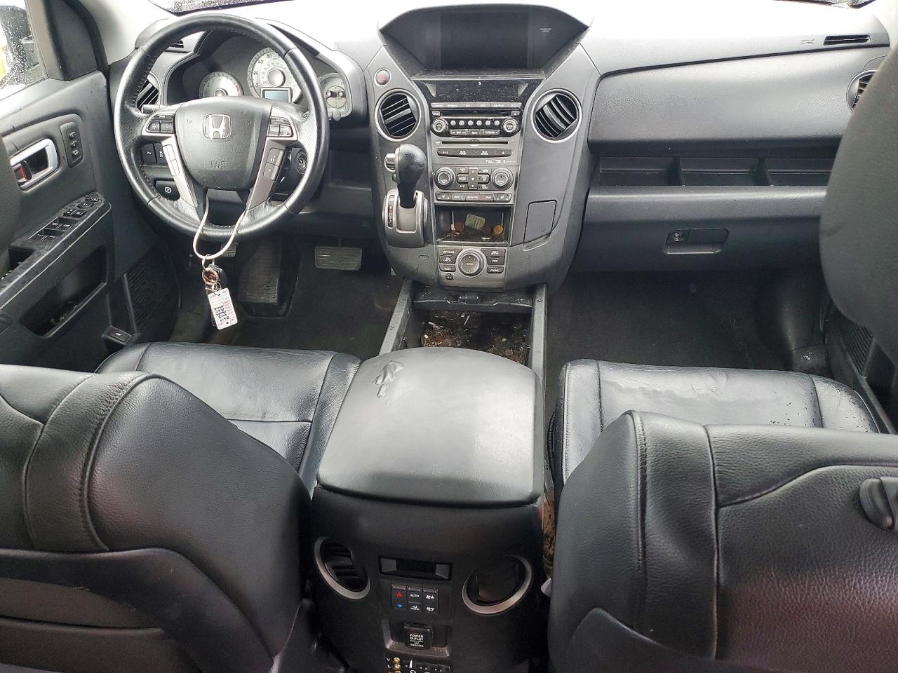 2013 Honda Pilot Touring Black vin: 5FNYF4H91DB008725
