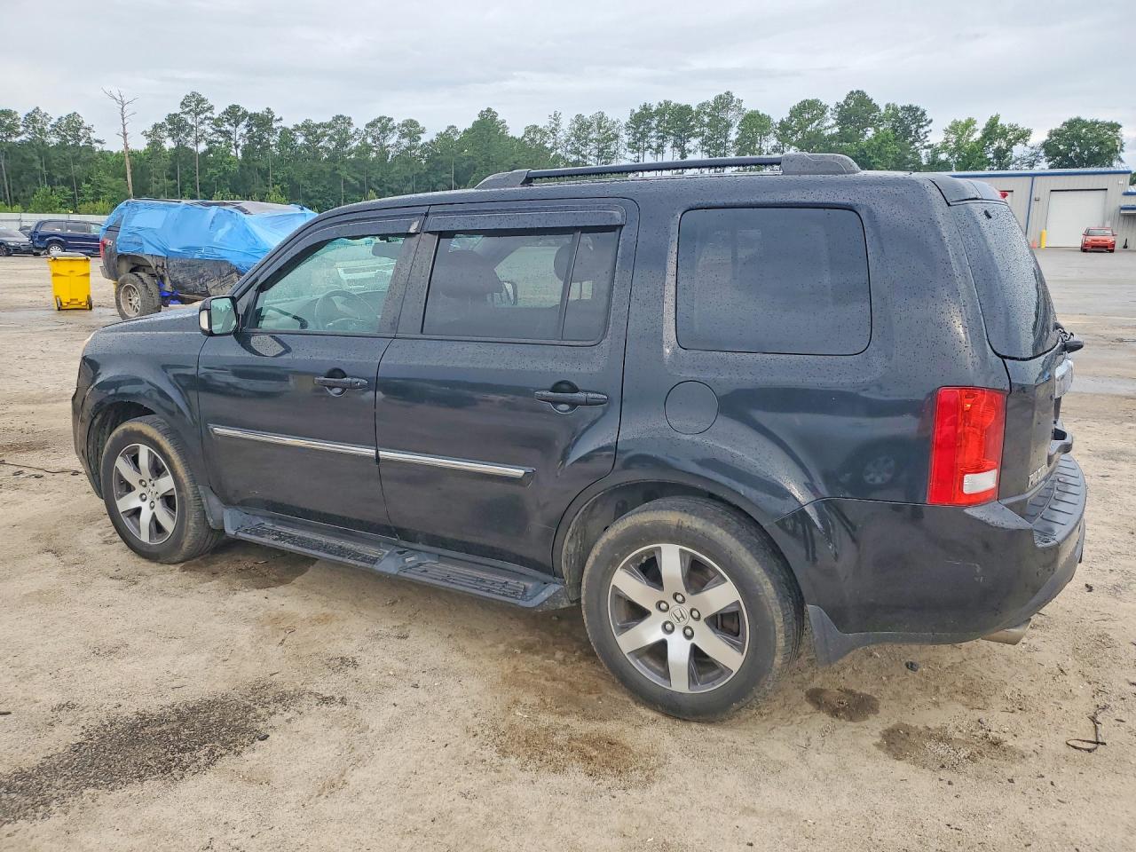2013 Honda Pilot Touring Black vin: 5FNYF4H91DB008725