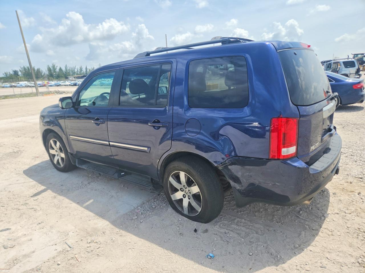 2013 Honda Pilot Touring Blue vin: 5FNYF4H91DB010748