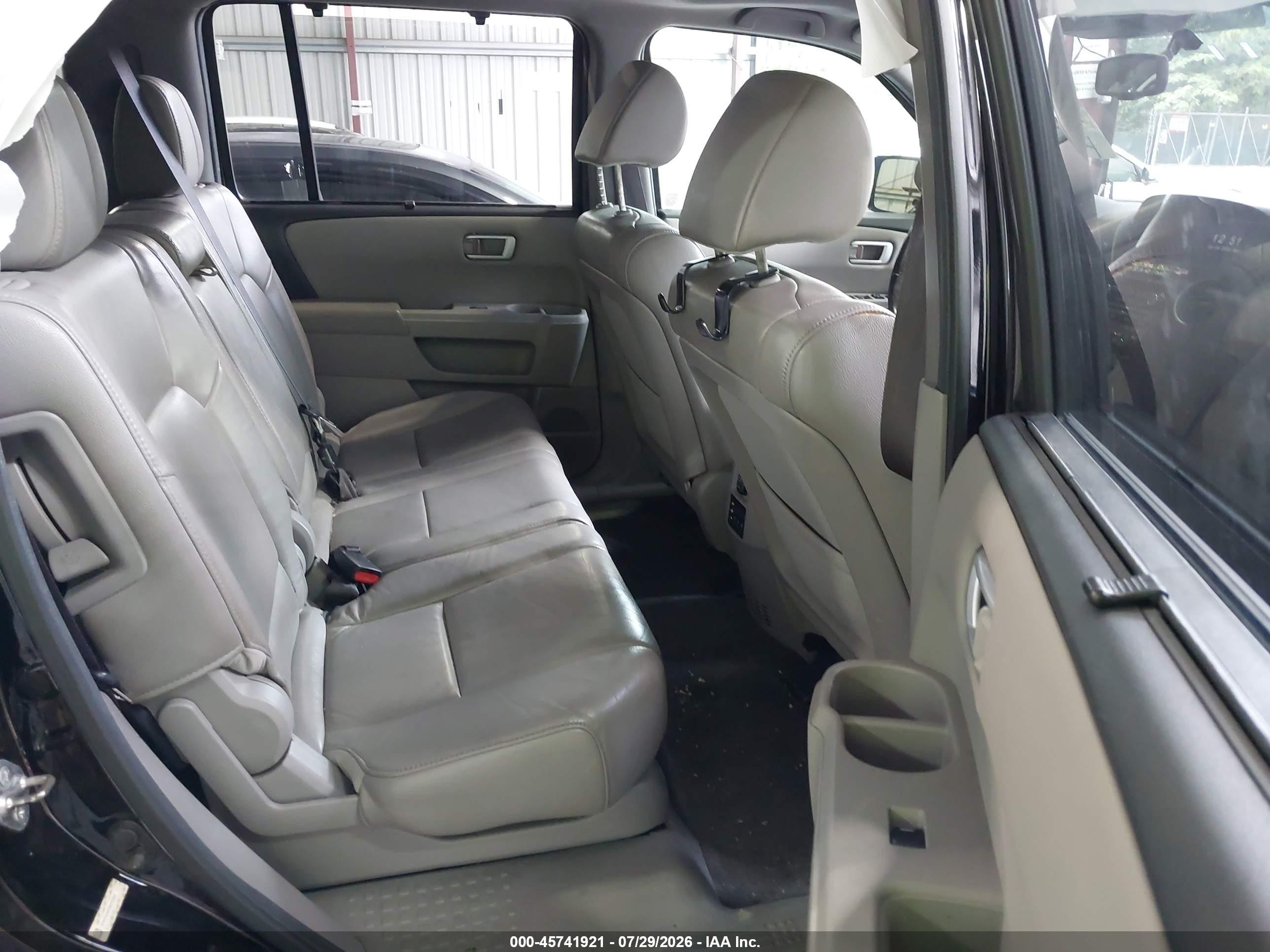 2013 Honda Pilot Touring Black vin: 5FNYF4H91DB015562