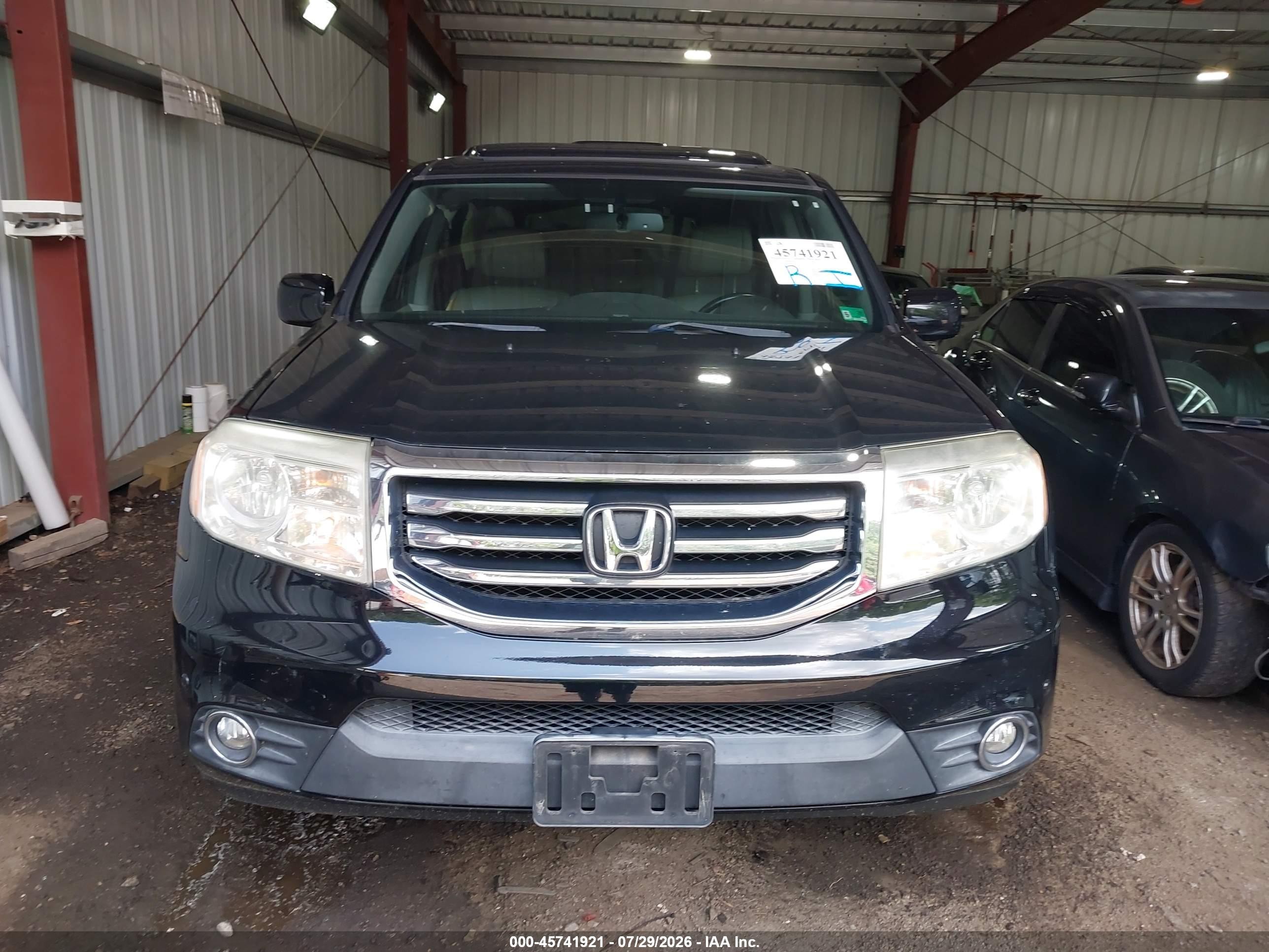 2013 Honda Pilot Touring Black vin: 5FNYF4H91DB015562