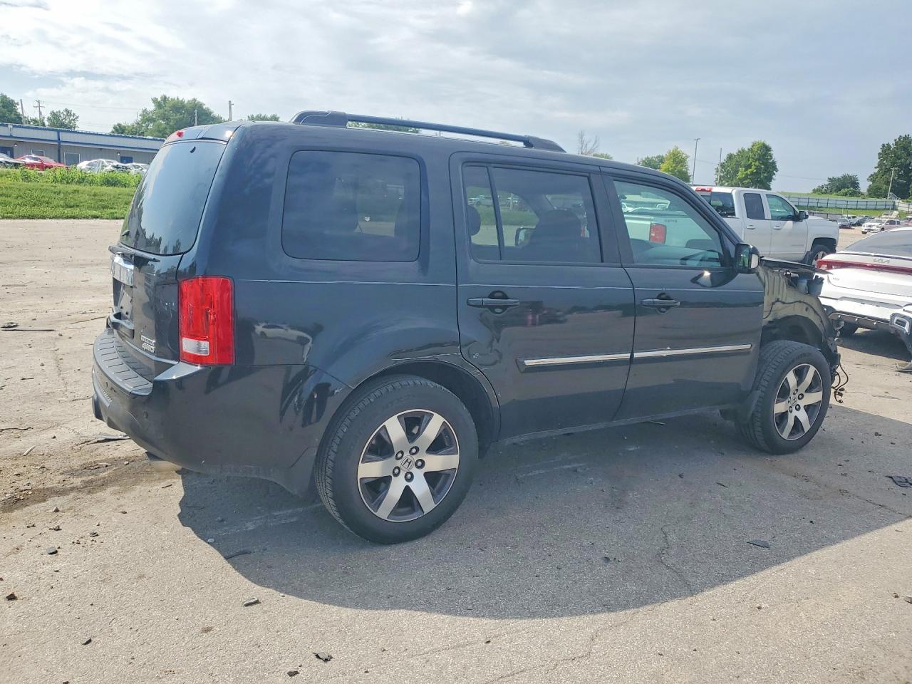 2013 Honda Pilot Touring Black vin: 5FNYF4H91DB018722