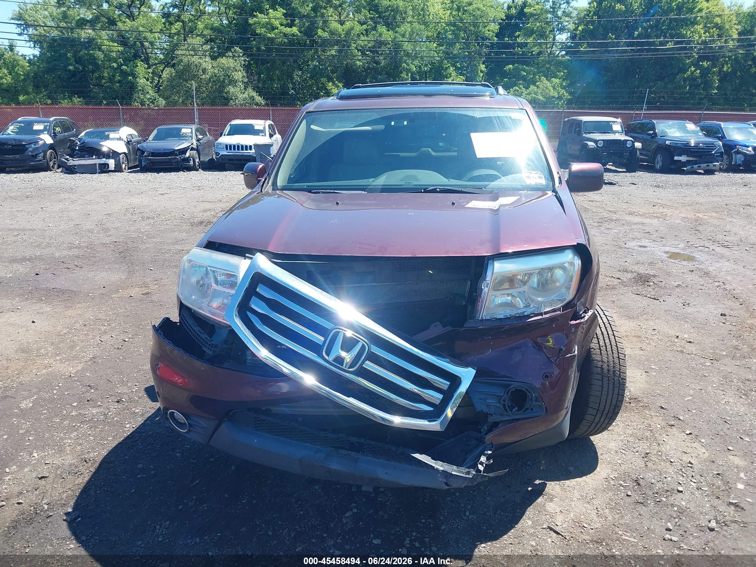 2013 Honda Pilot Touring Бордовый vin: 5FNYF4H91DB025802