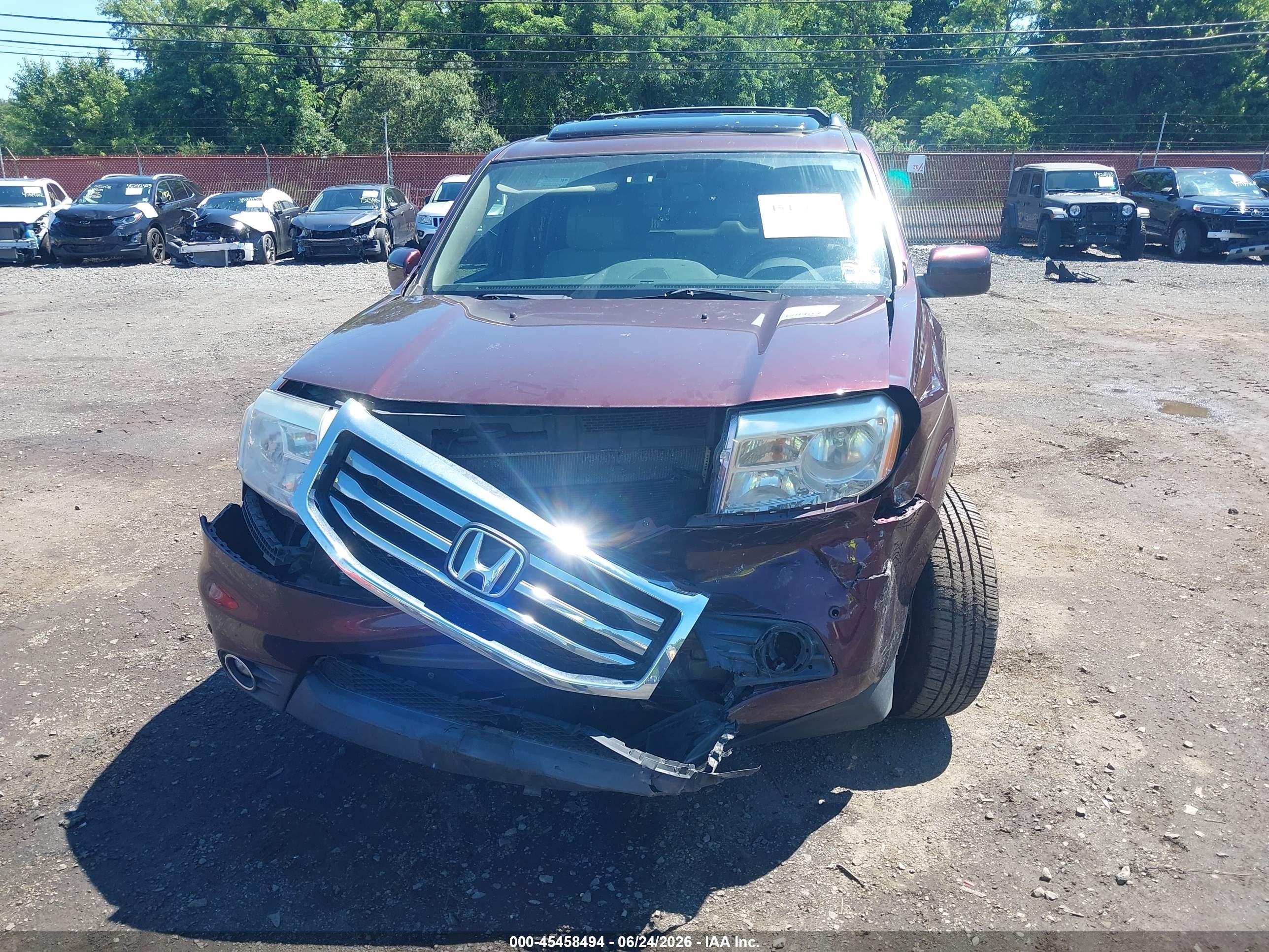 2013 Honda Pilot Touring Бордовый vin: 5FNYF4H91DB025802