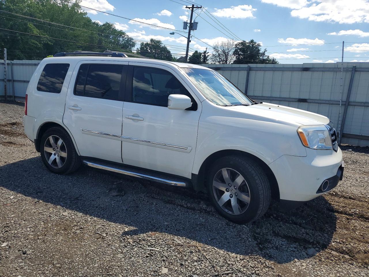 2013 Honda Pilot Touring White vin: 5FNYF4H91DB029476