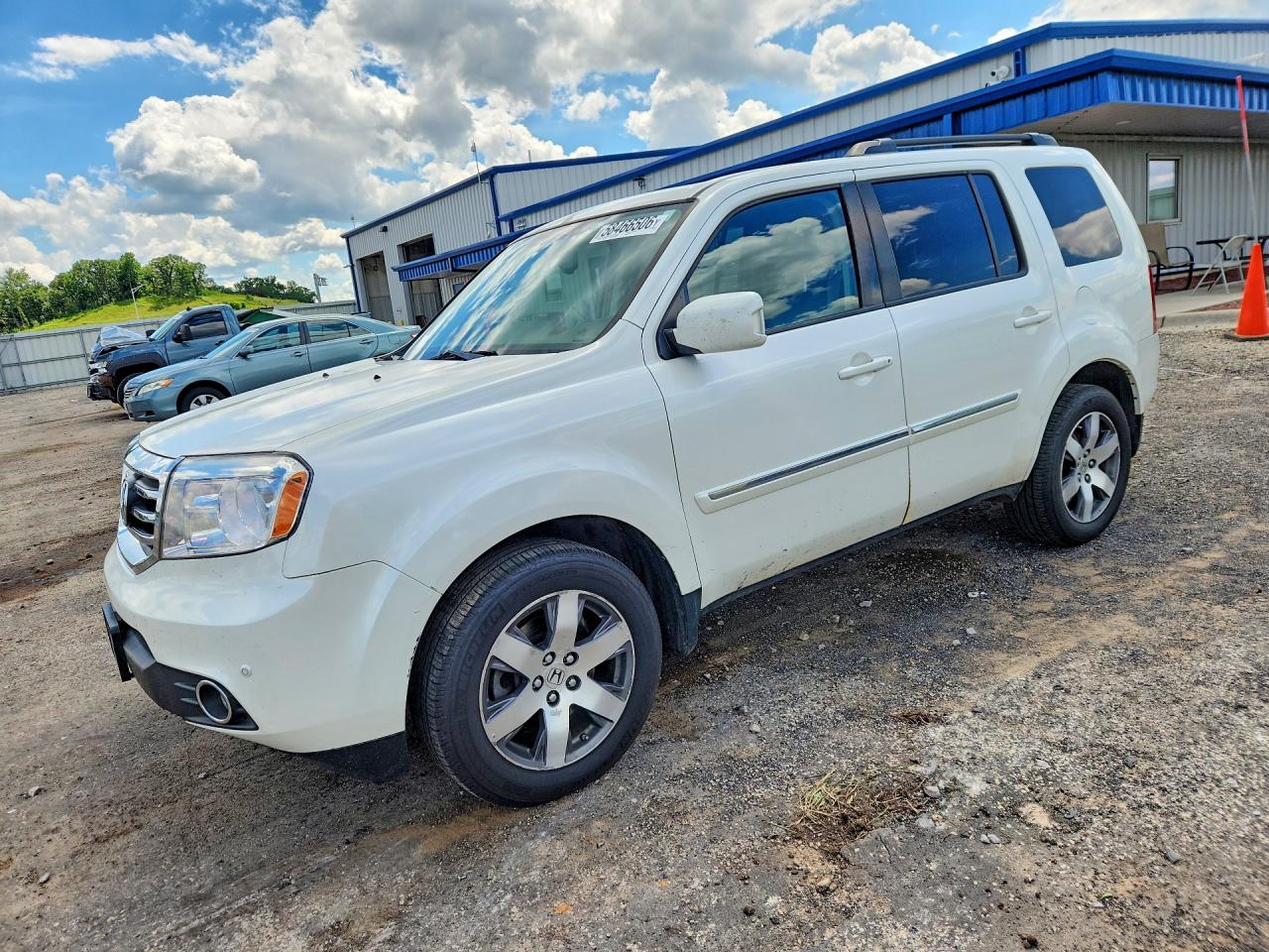 2013 Honda Pilot Touring White vin: 5FNYF4H91DB032376