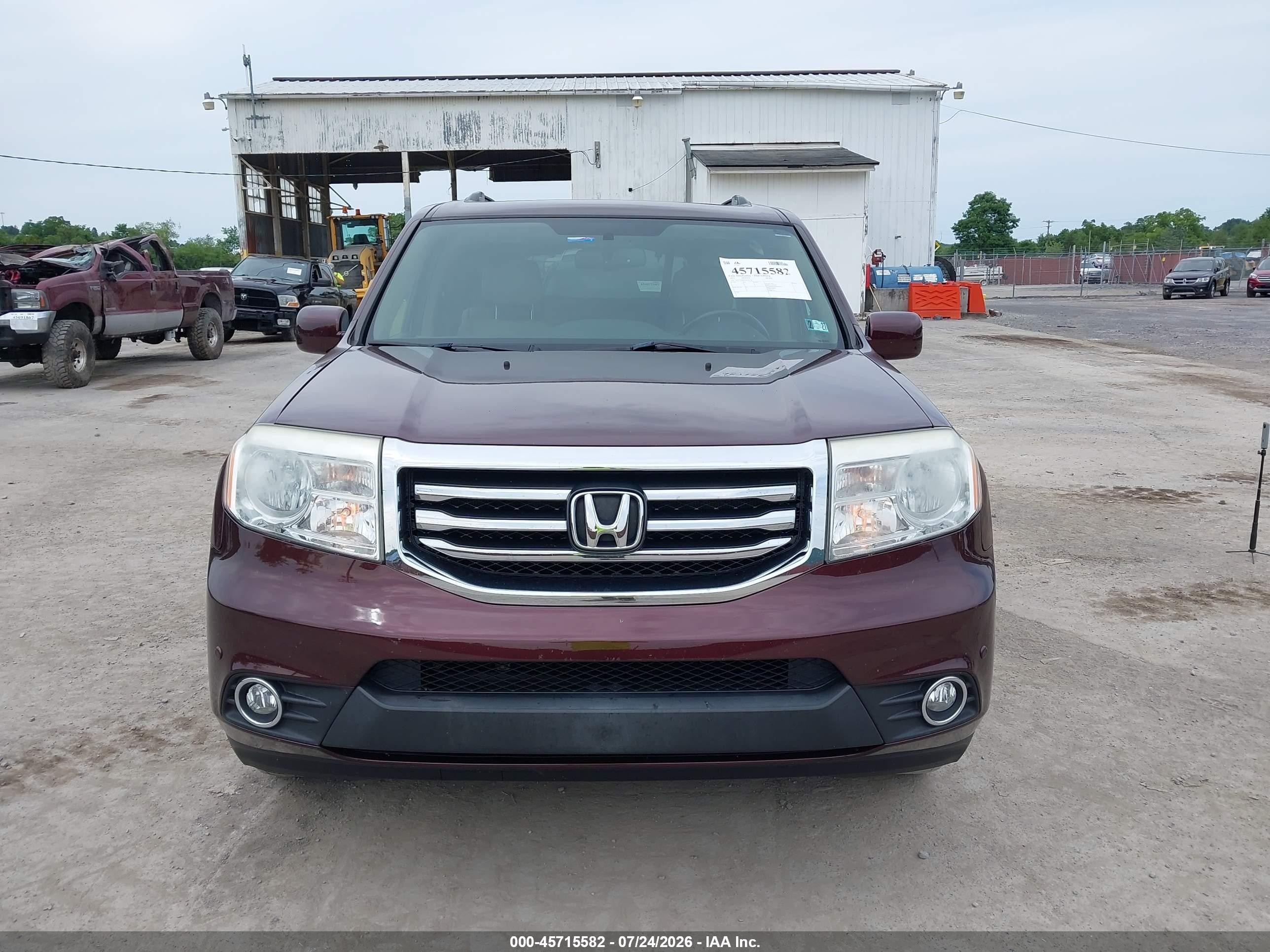 2013 Honda Pilot Touring Burgundy vin: 5FNYF4H91DB034726