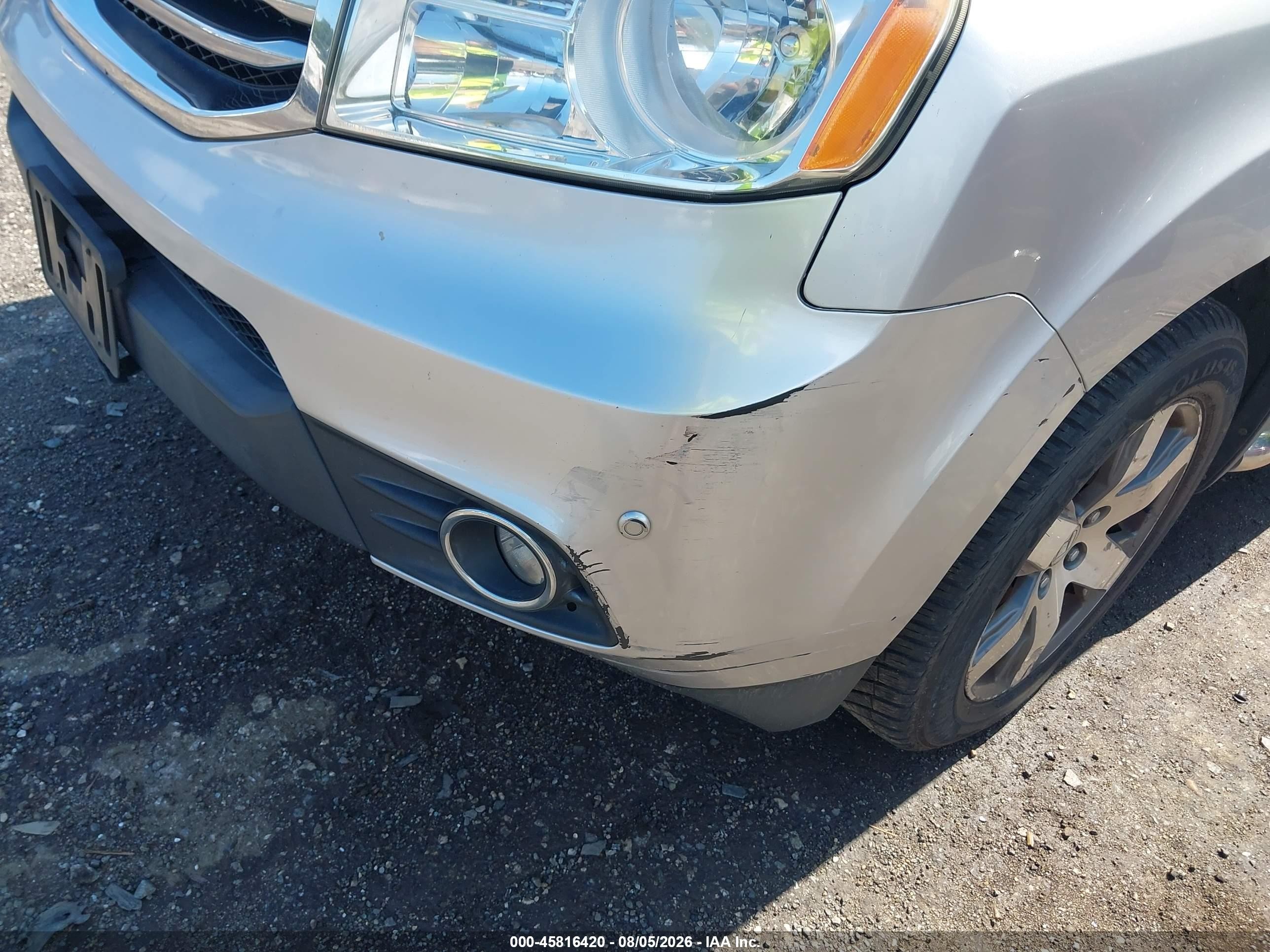 2013 Honda Pilot Touring Silver vin: 5FNYF4H91DB048402