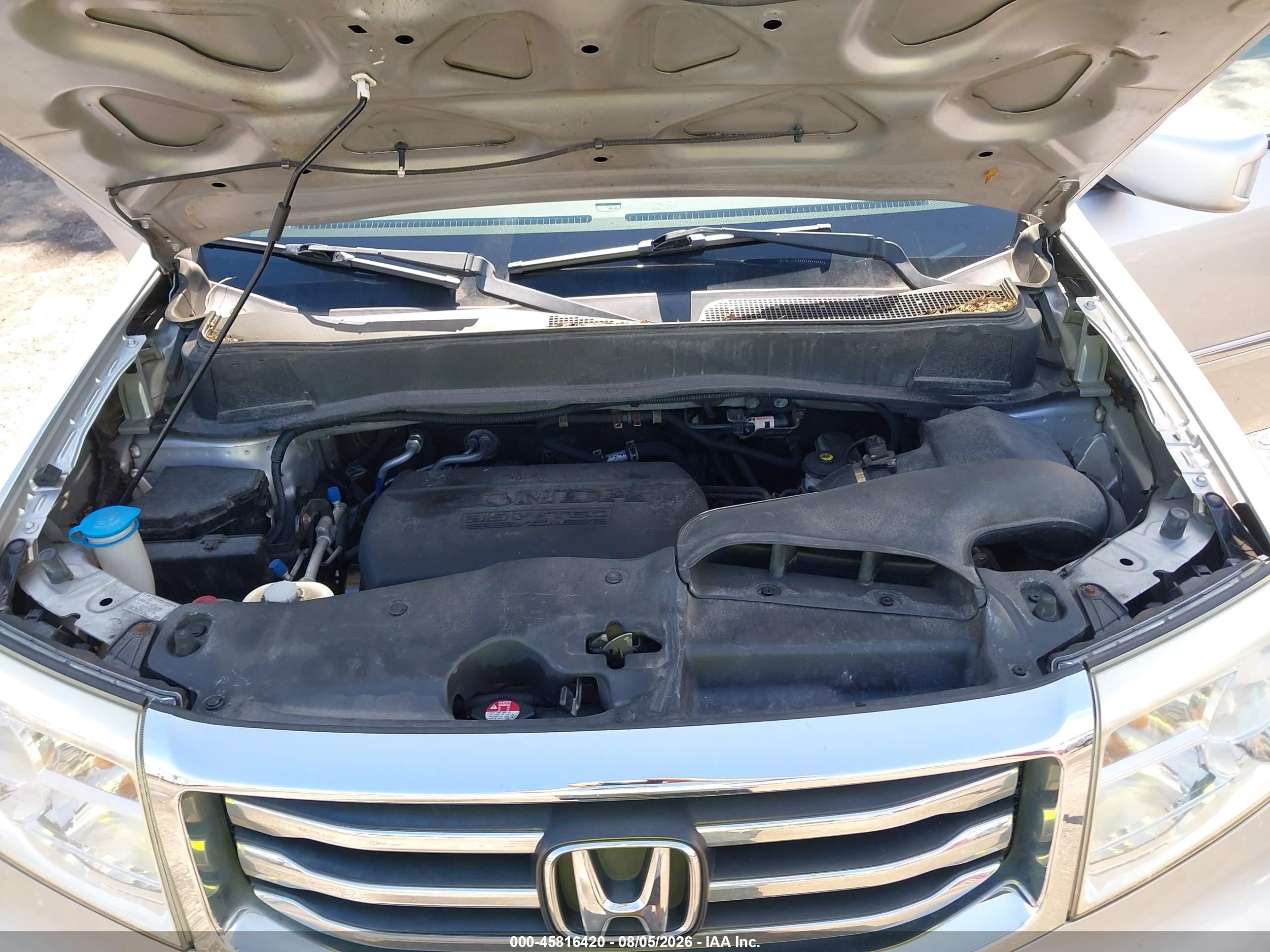 2013 Honda Pilot Touring Silver vin: 5FNYF4H91DB048402