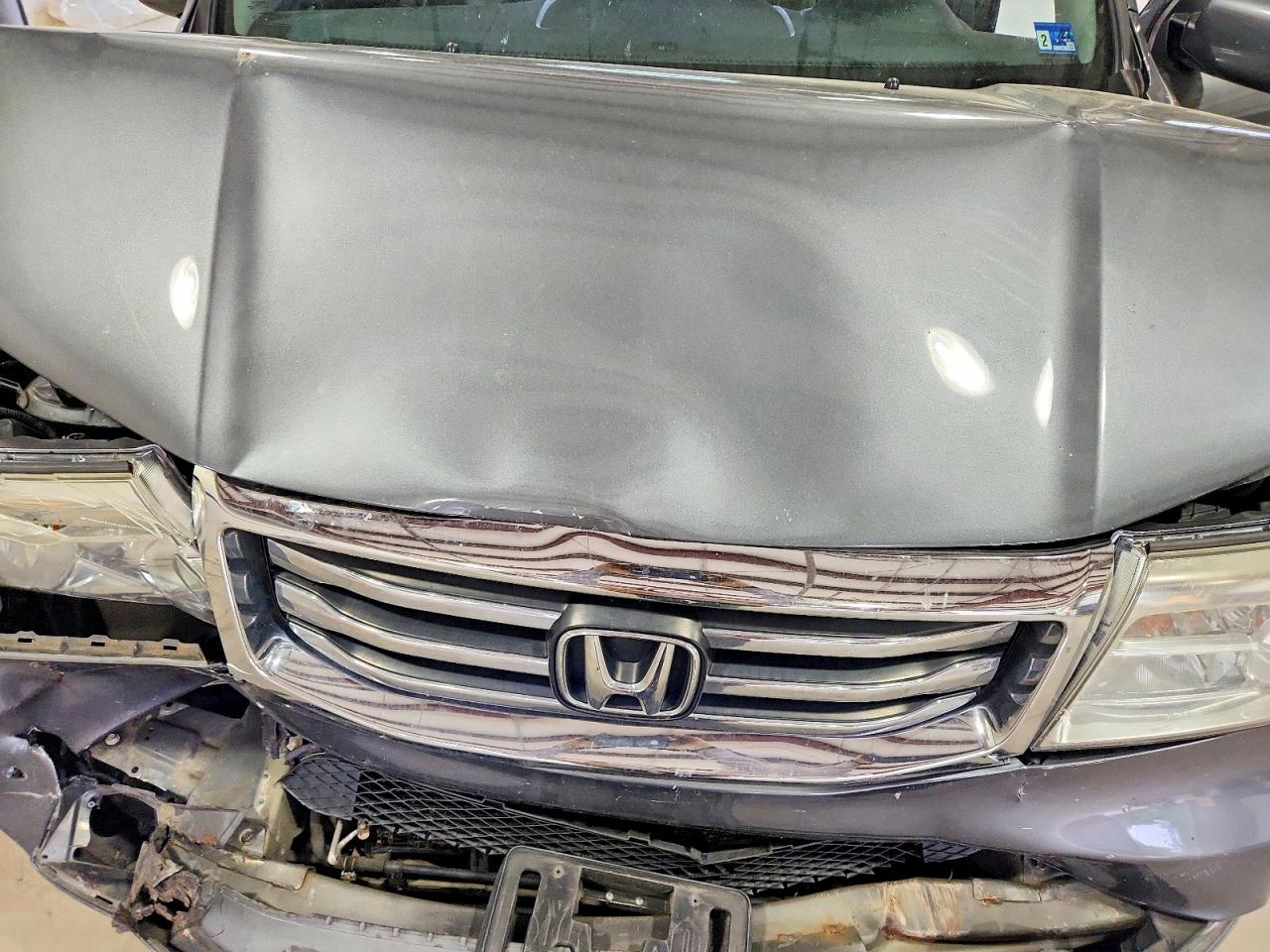 2013 Honda Pilot Touring Gray vin: 5FNYF4H91DB057181