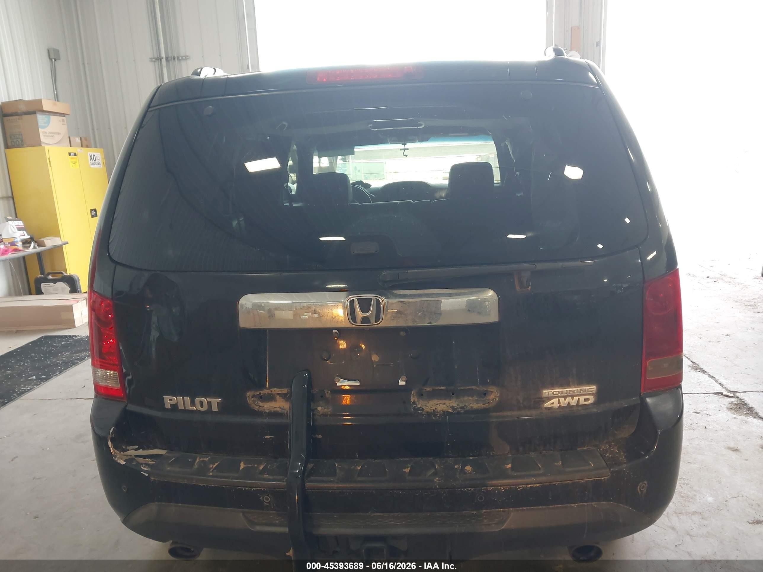 2013 Honda Pilot Touring Черный vin: 5FNYF4H91DB061263