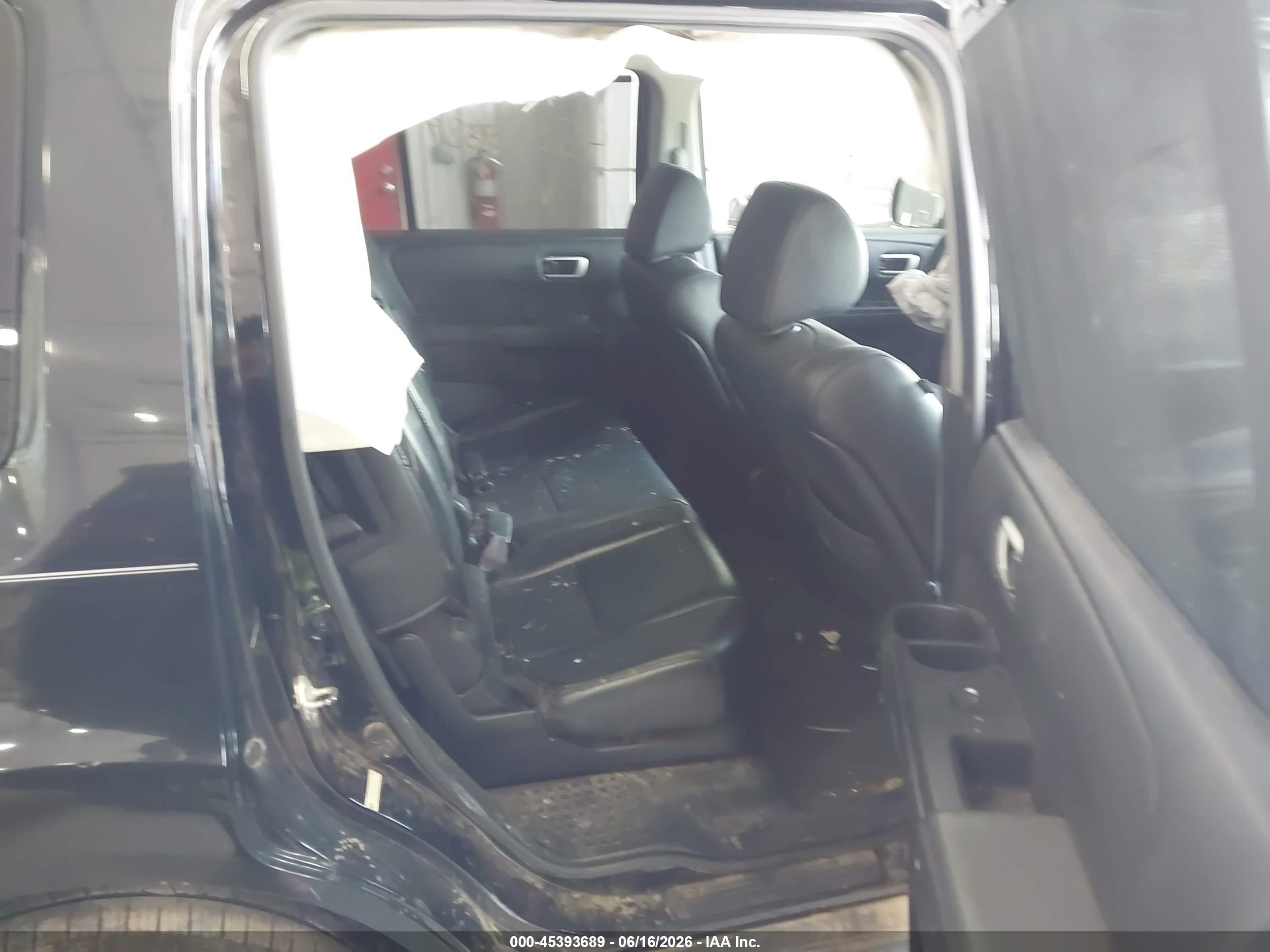 2013 Honda Pilot Touring Черный vin: 5FNYF4H91DB061263