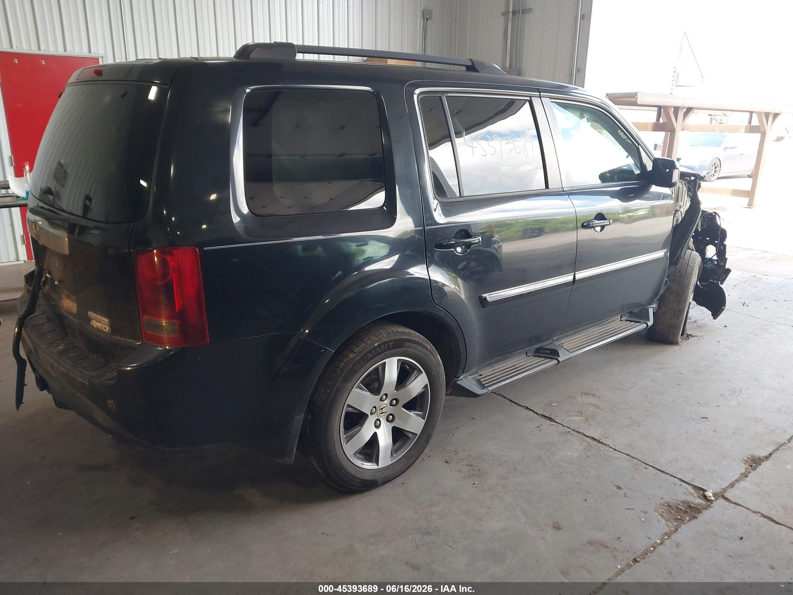 2013 Honda Pilot Touring Черный vin: 5FNYF4H91DB061263
