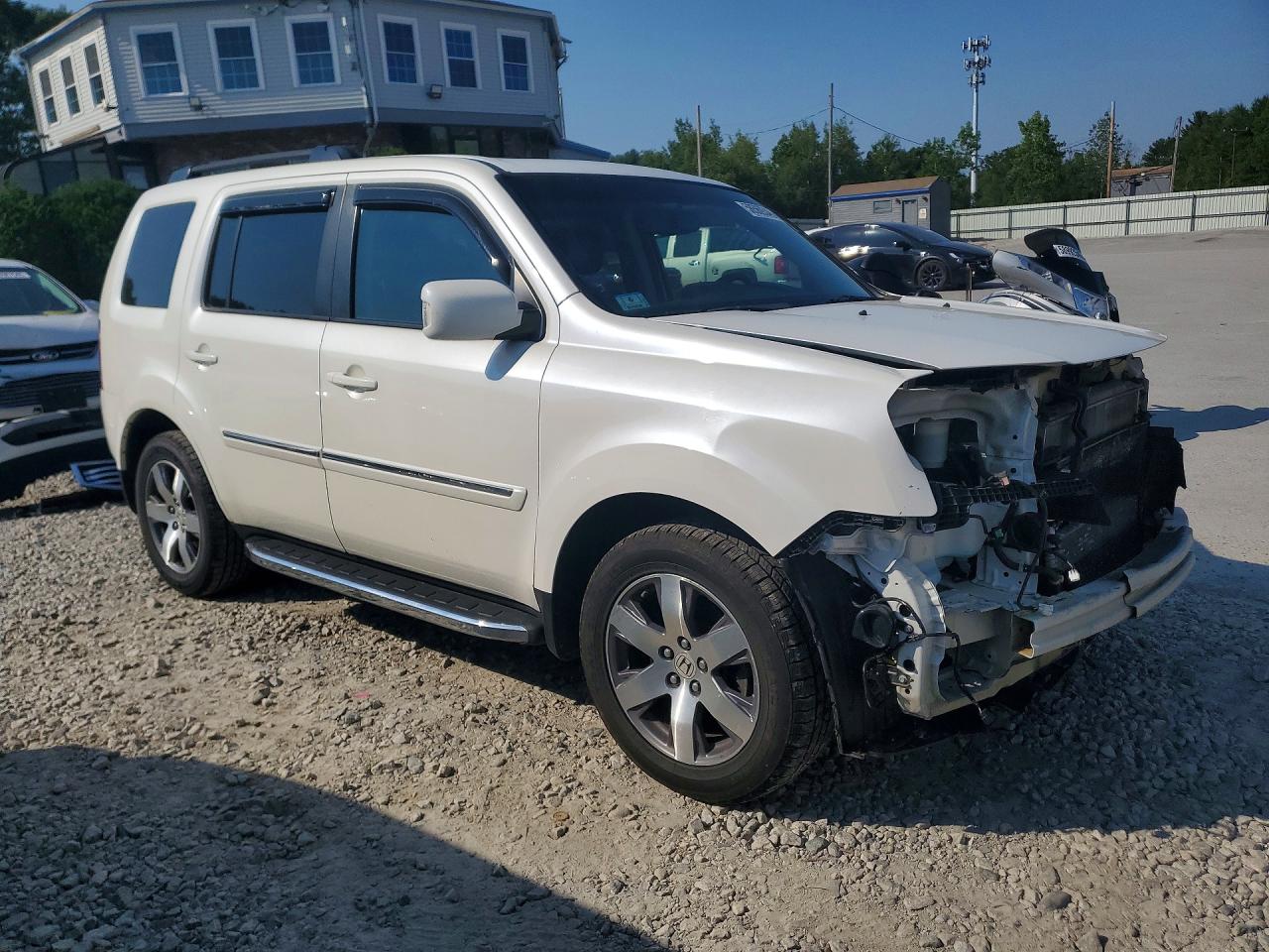 2013 Honda Pilot Touring White vin: 5FNYF4H91DB061876