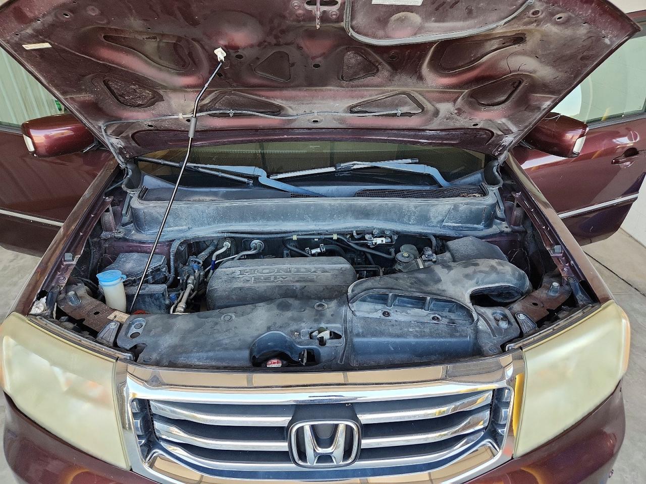 2014 Honda Pilot Touring Maroon vin: 5FNYF4H91EB002828