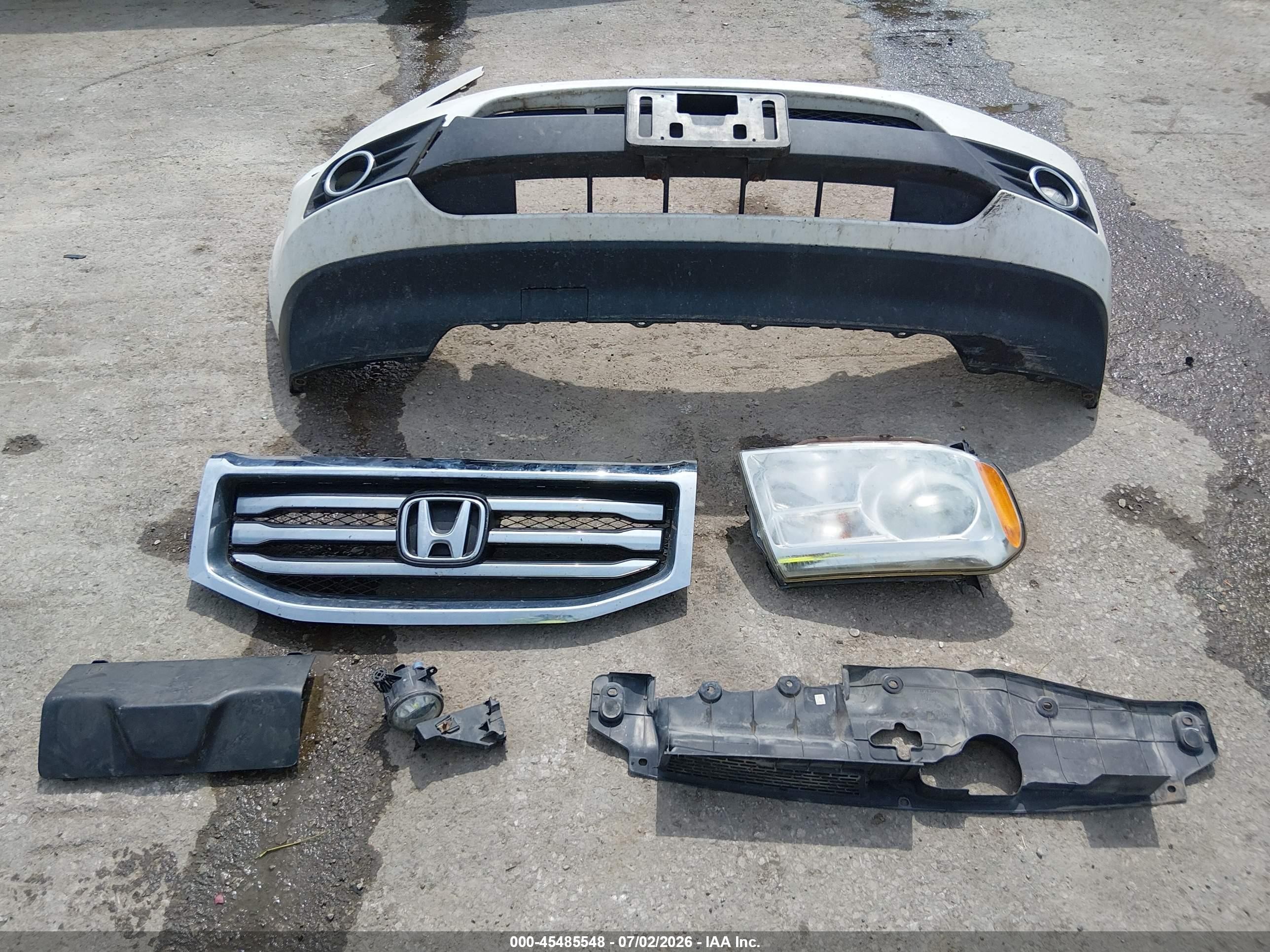 2014 Honda Pilot Touring Белый vin: 5FNYF4H91EB003039