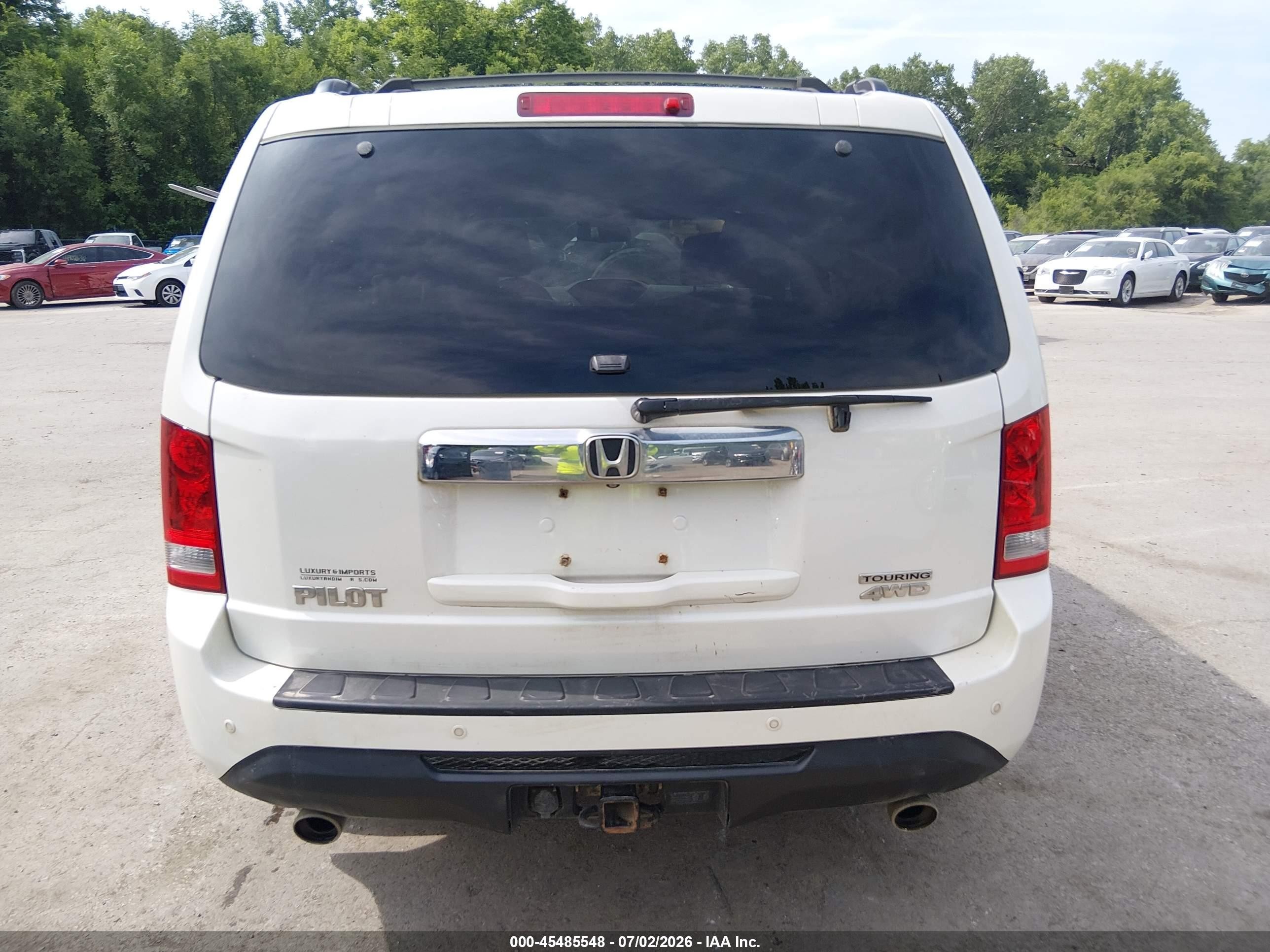 2014 Honda Pilot Touring Белый vin: 5FNYF4H91EB003039